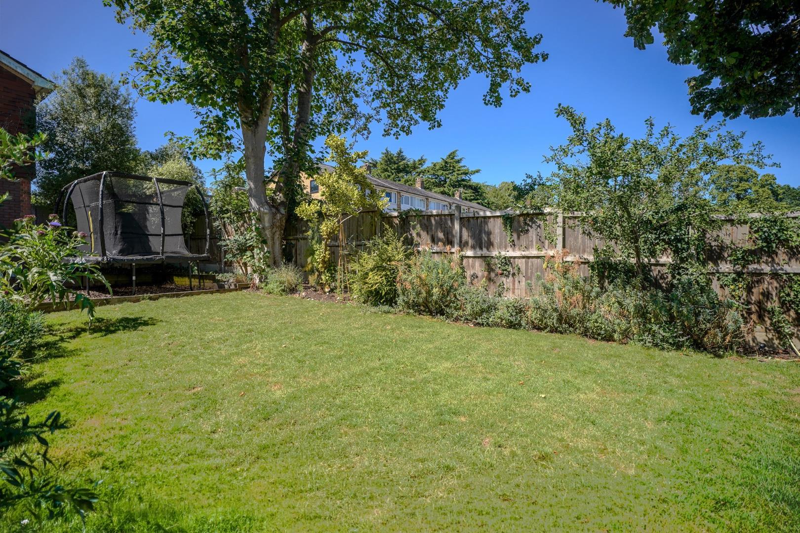 Property Image 8014497f-17ff-40a0-af94-a8313db3968a