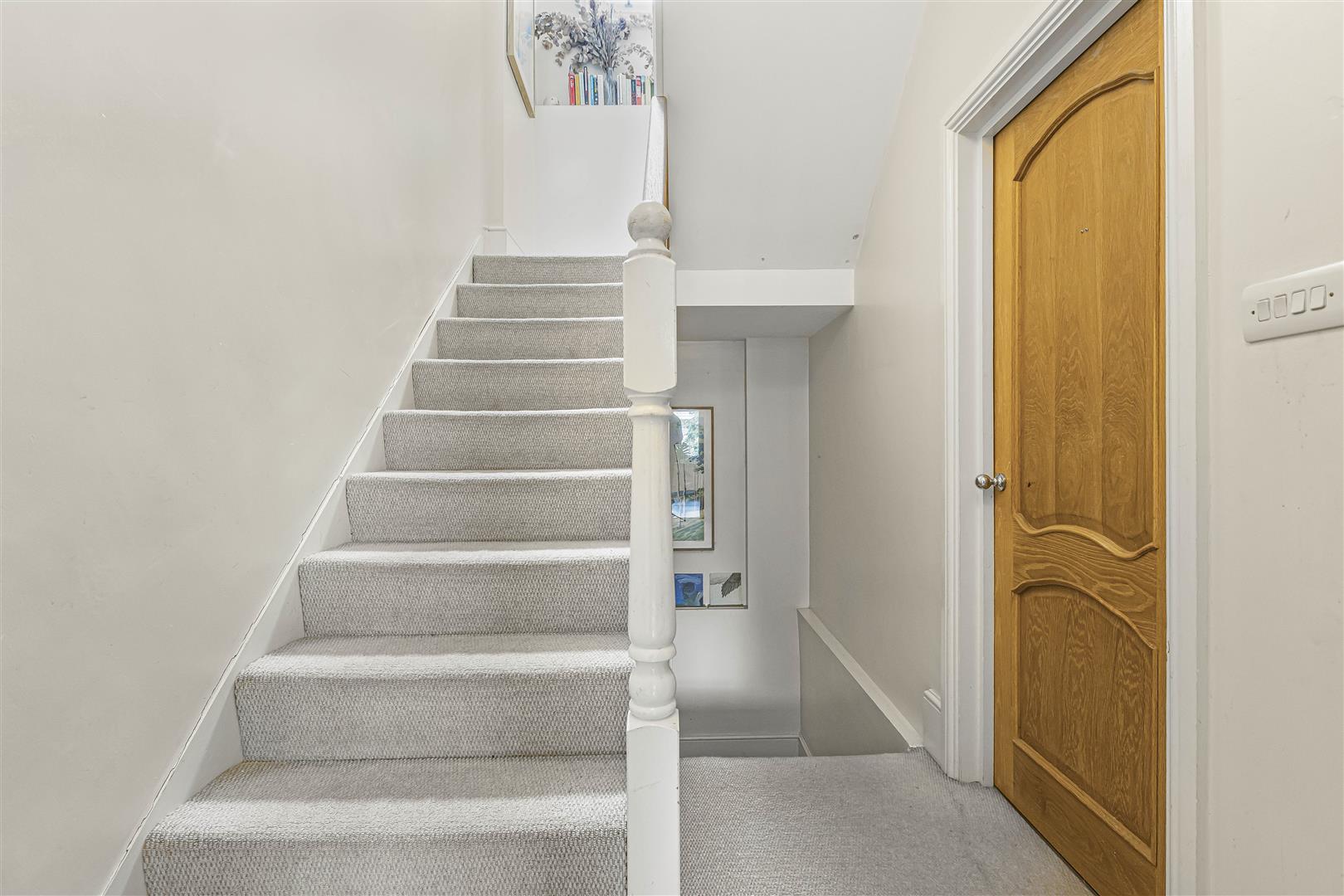 Property Image 801bf463-f86b-4a85-9a82-c376c8a4a360