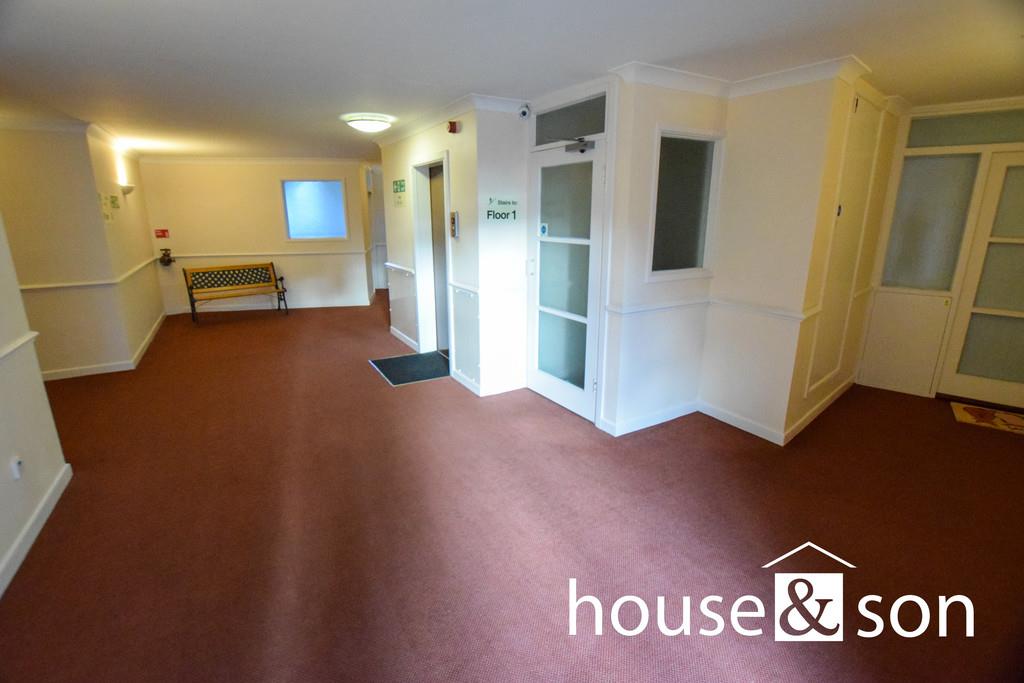 Property Image 8022be73-8c2f-475f-9bc4-46e8829ba310