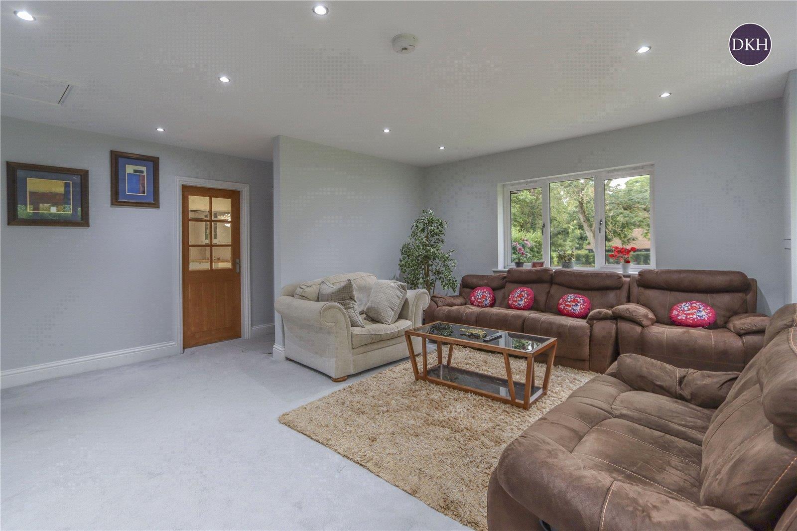 Property Image 802a31e1-a5dc-45df-834c-2e4aaa296c36