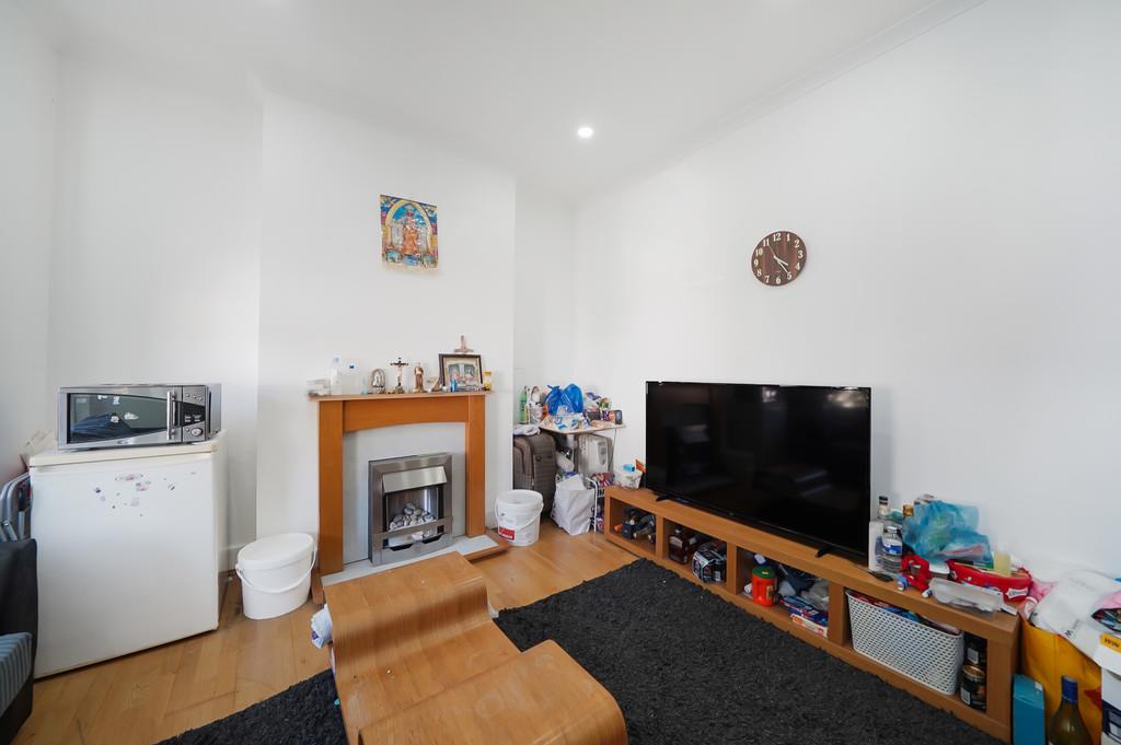 Property Image 802a88d4-cf1c-42c1-8ff2-6e3e0b5825b3