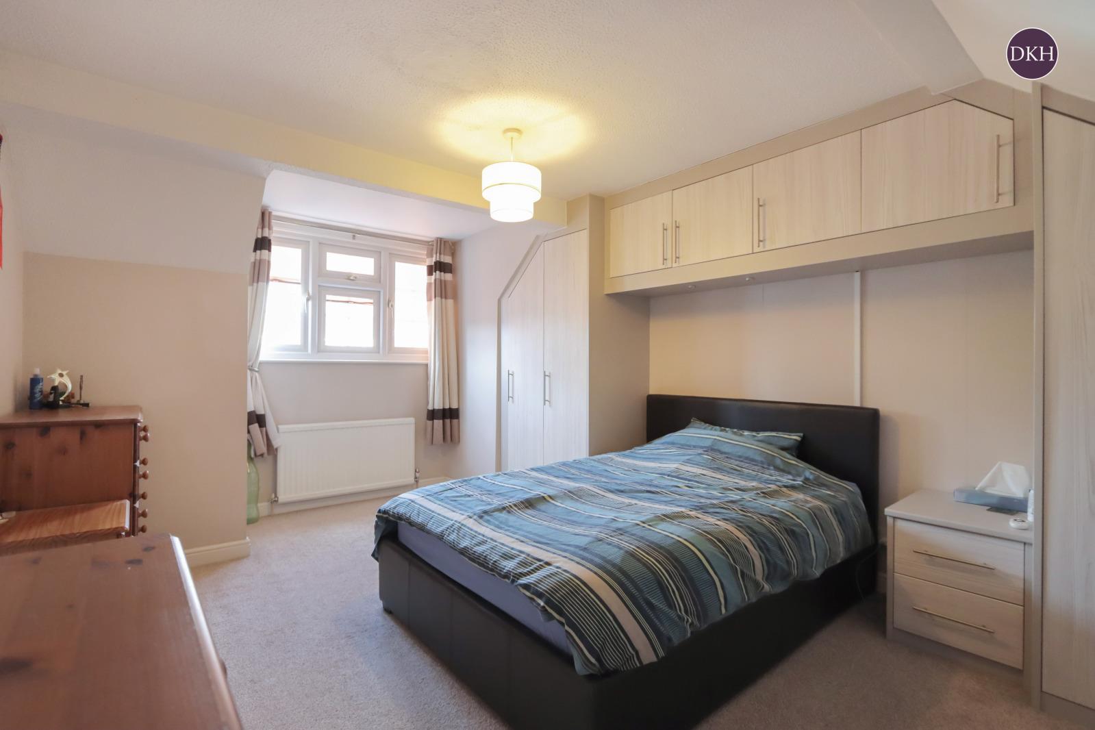 Property Image 803ee3d6-7cef-4a80-bf69-81c8a53e6908