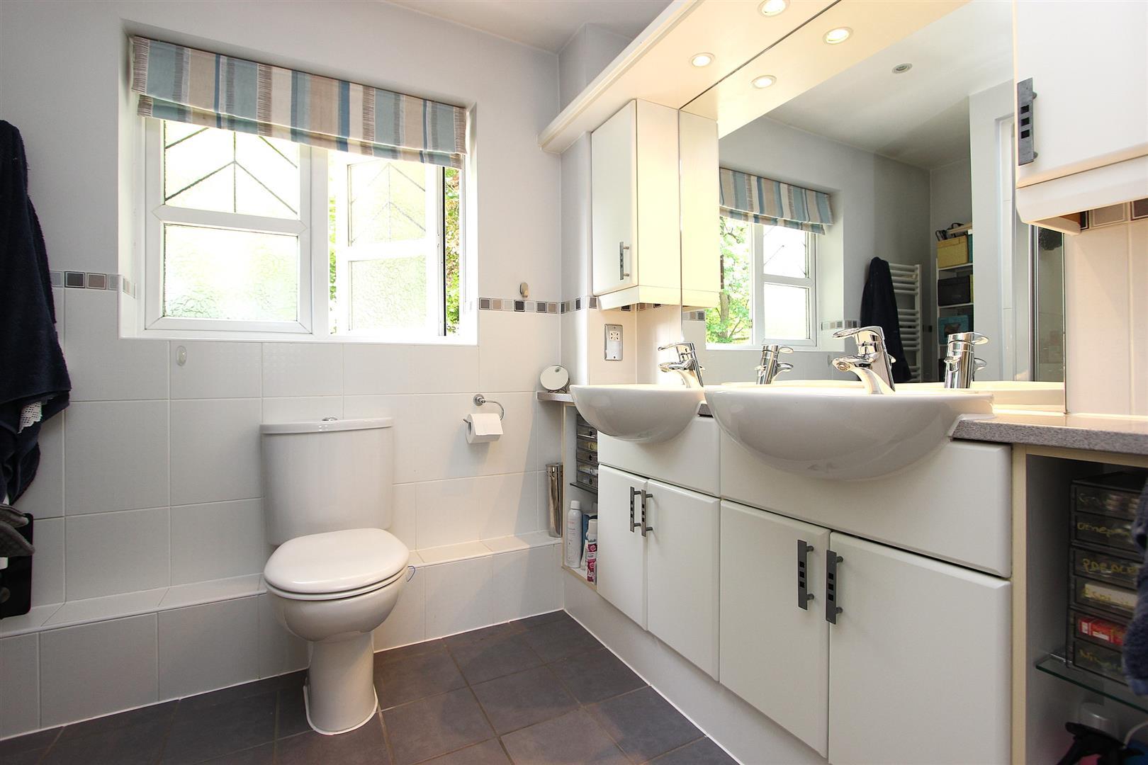 Property Image 8040924c-21f7-417b-98f9-2e45c08c5184