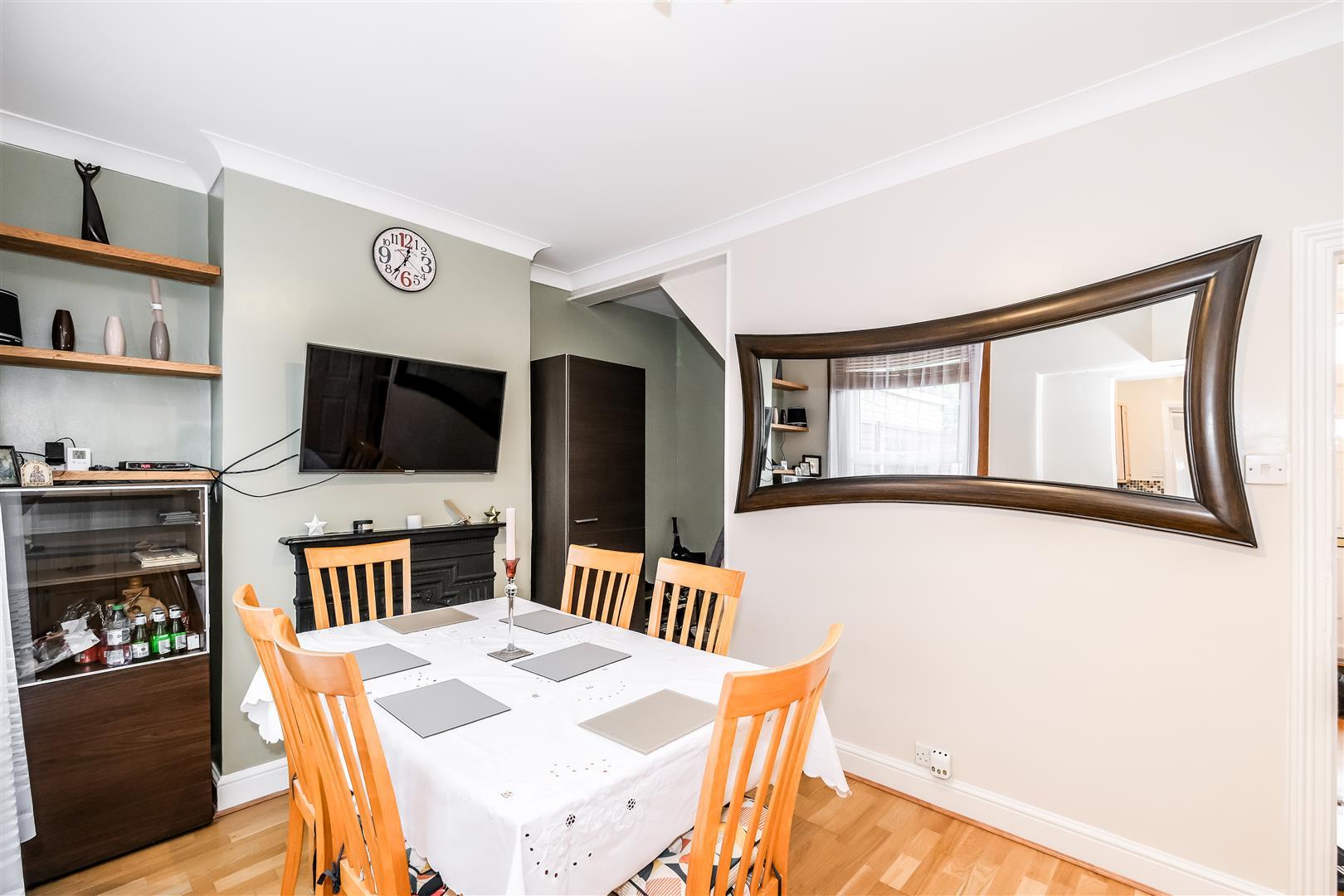 Property Image 8044d1ca-3c7c-4b84-b117-b2296ab94936