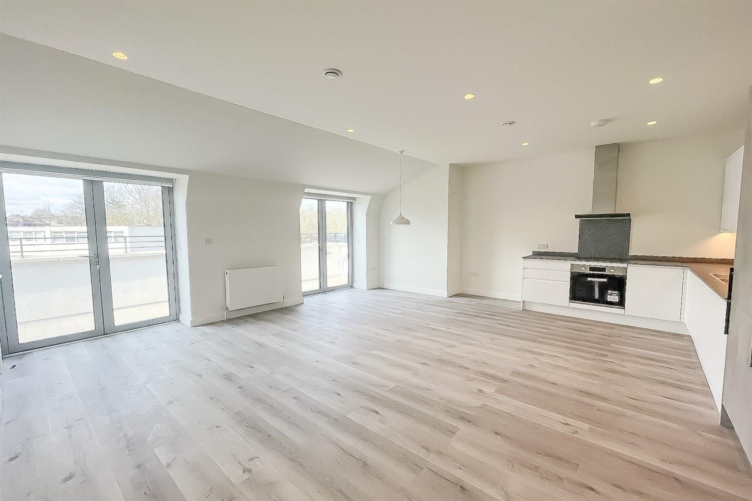 Property Image 804de851-e5b4-4232-8465-816d9667042e