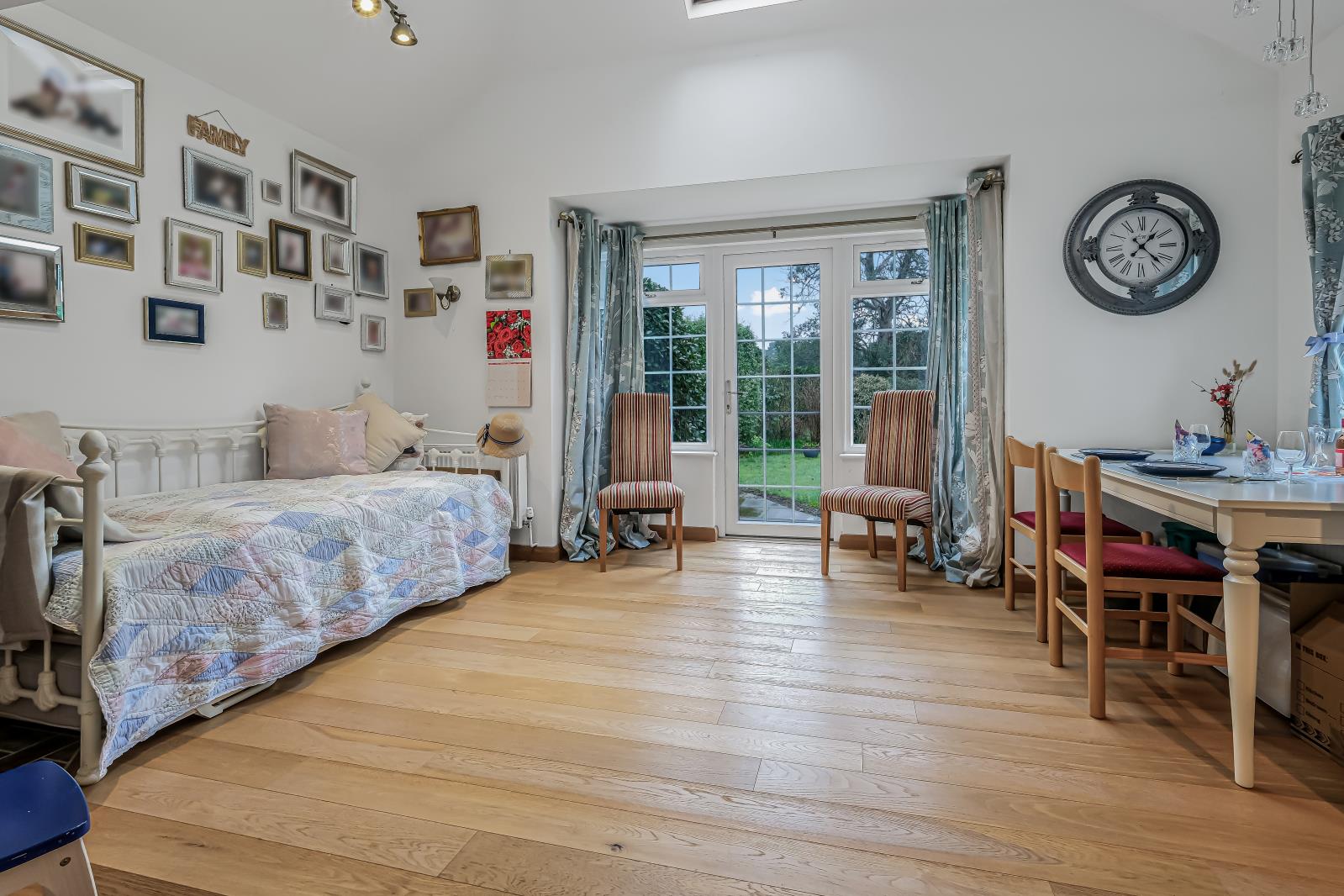 Property Image 805907ef-a936-4222-8aab-2a082b9d98e9