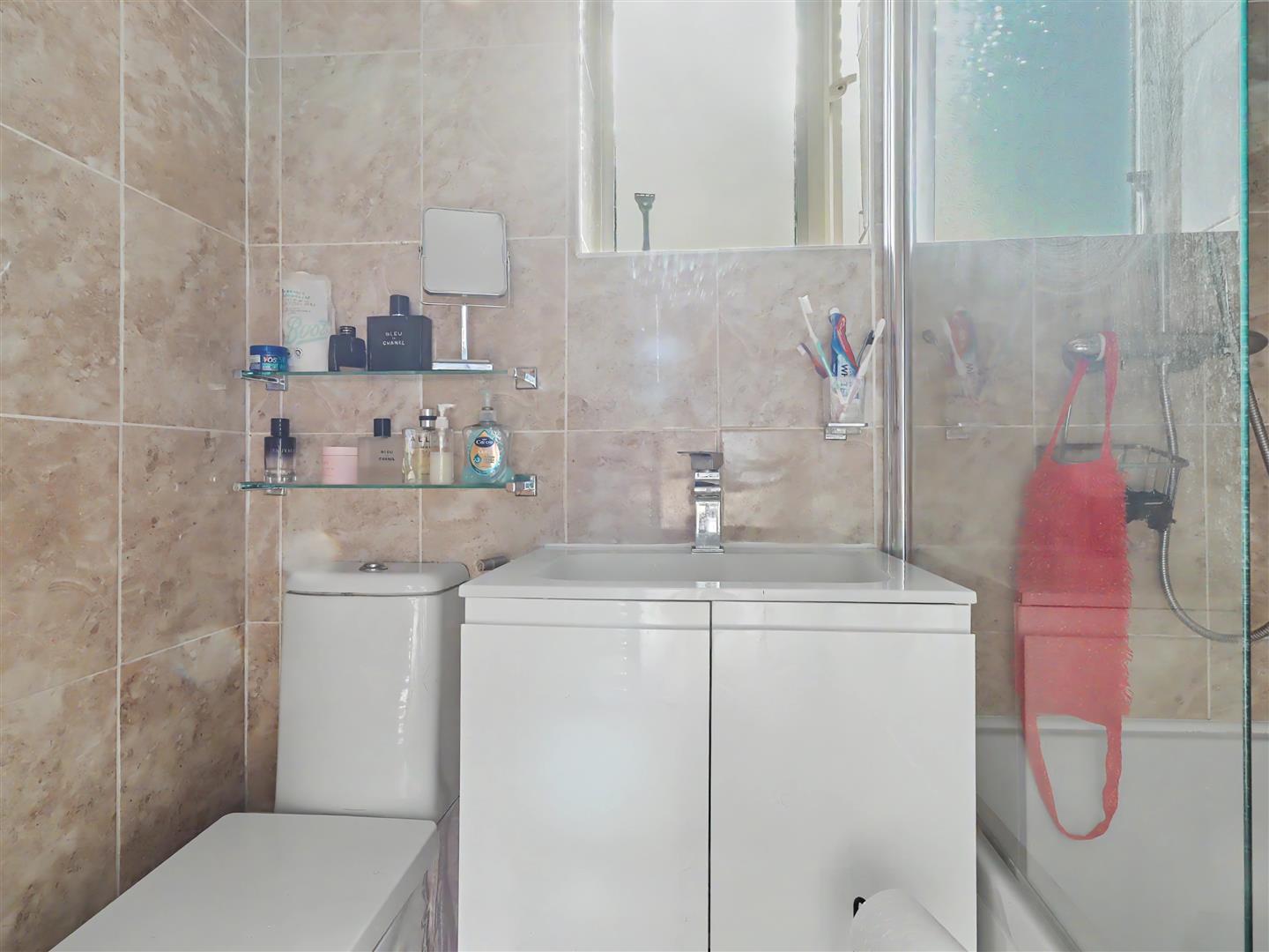 Property Image 8064cc4a-296c-41bd-a1f3-0cf7559b94ba