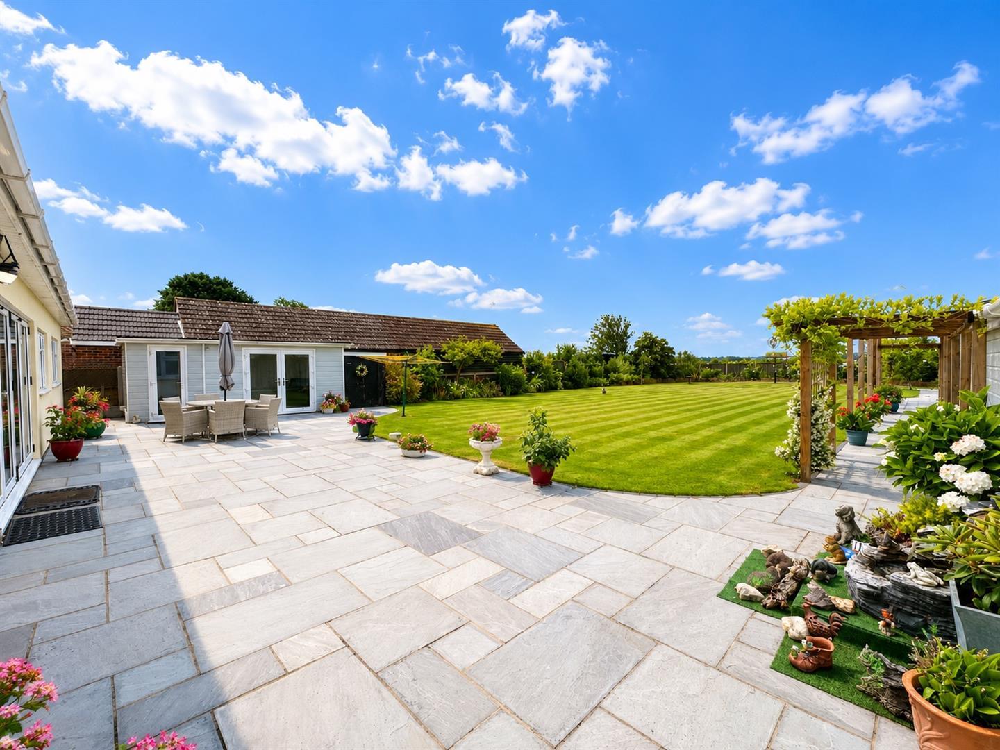 Property Image 80763ec4-a2a5-4b77-88d0-43f97497b193