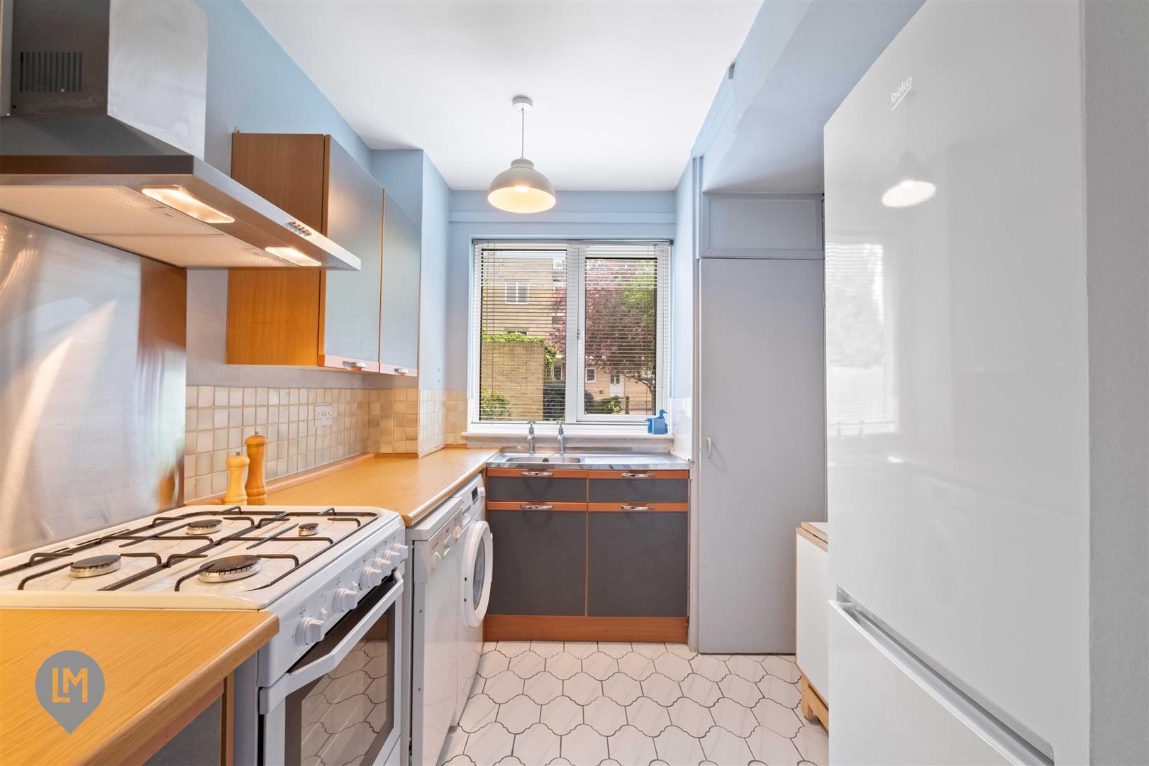 Property Image 808bd363-a57d-44b8-8420-d354ff66827f