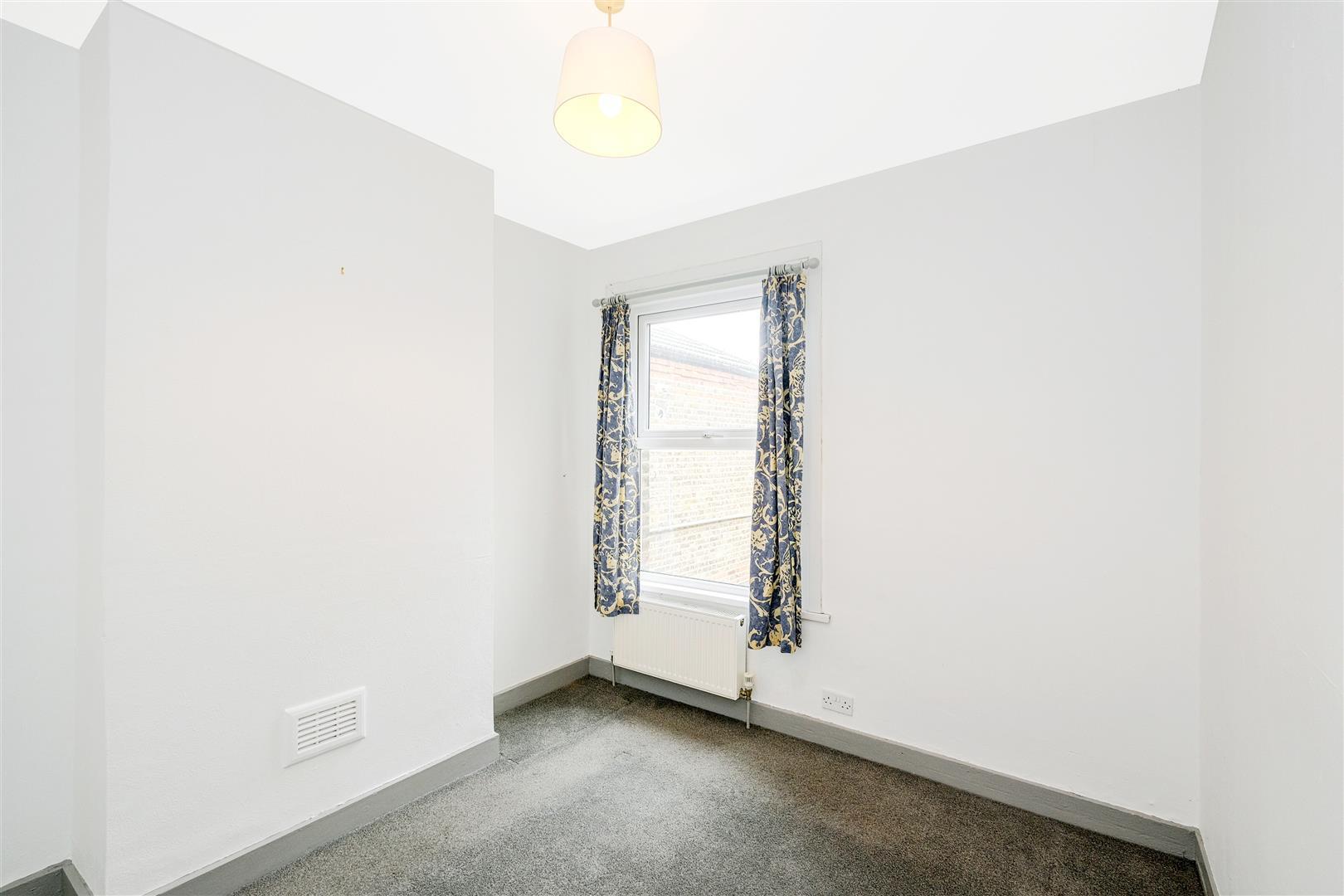 Property Image 808cf5f5-65a1-418f-8b14-c25a2fe73a4e
