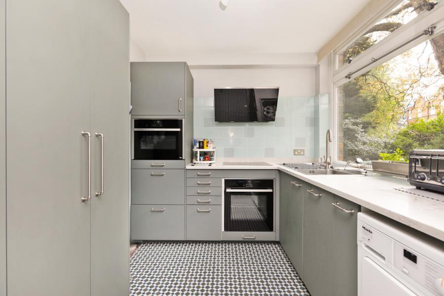 Property Image 808f038e-e079-47a2-9d2d-15878328825c