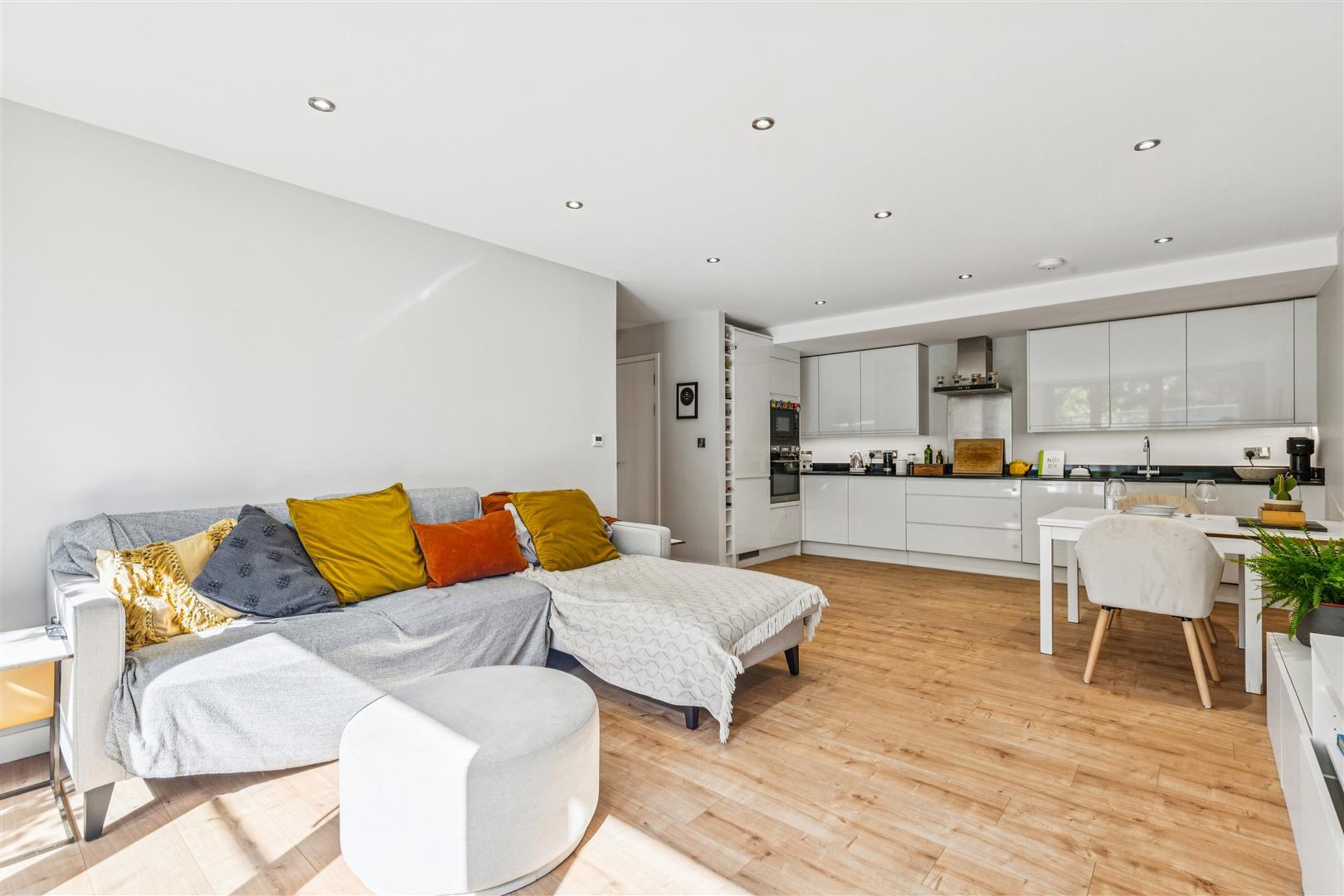 Property Image 80920645-3088-4637-9682-83f1529e2968