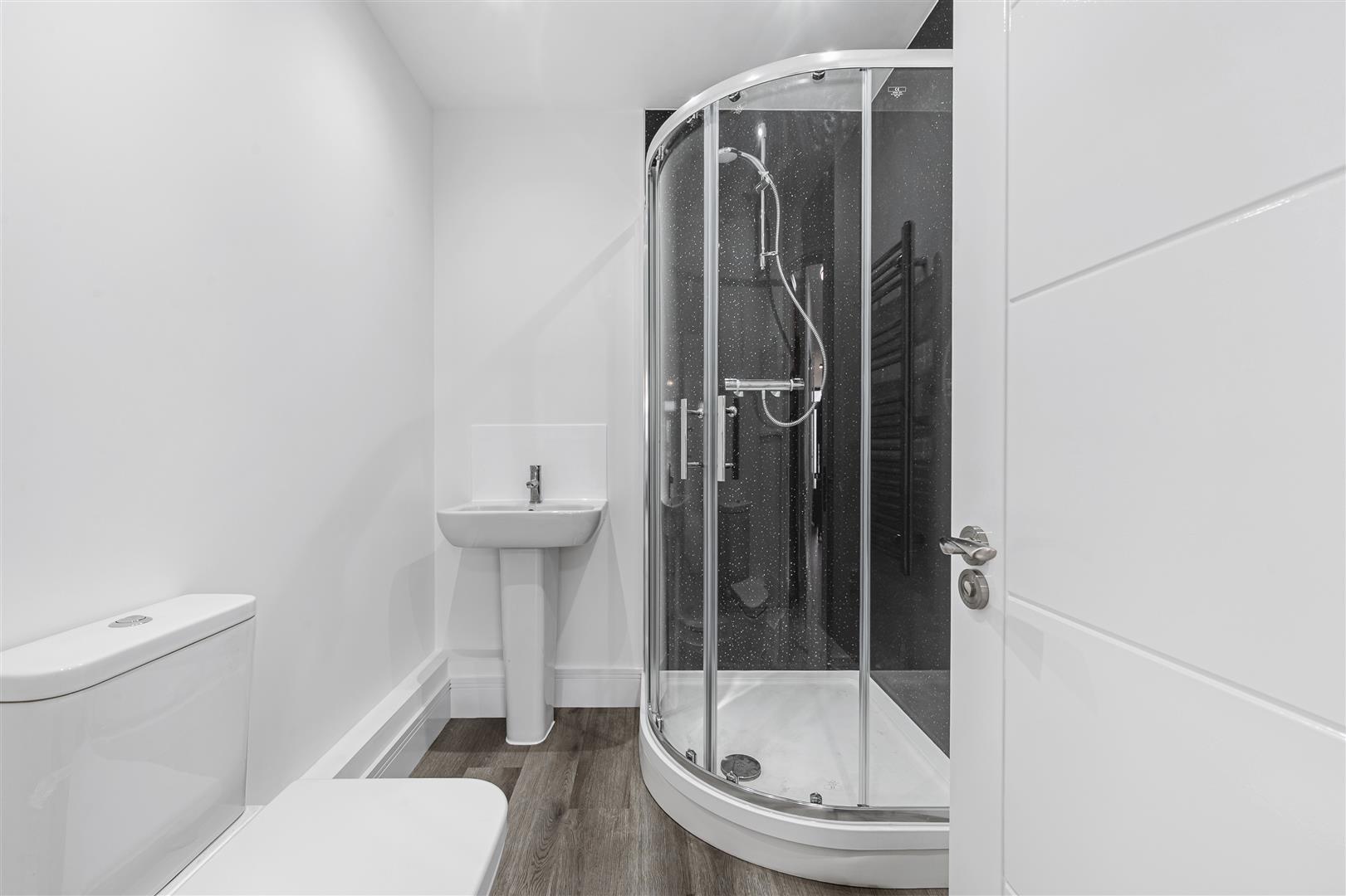 Property Image 80a569dc-a286-455e-b57c-9645a33c238a
