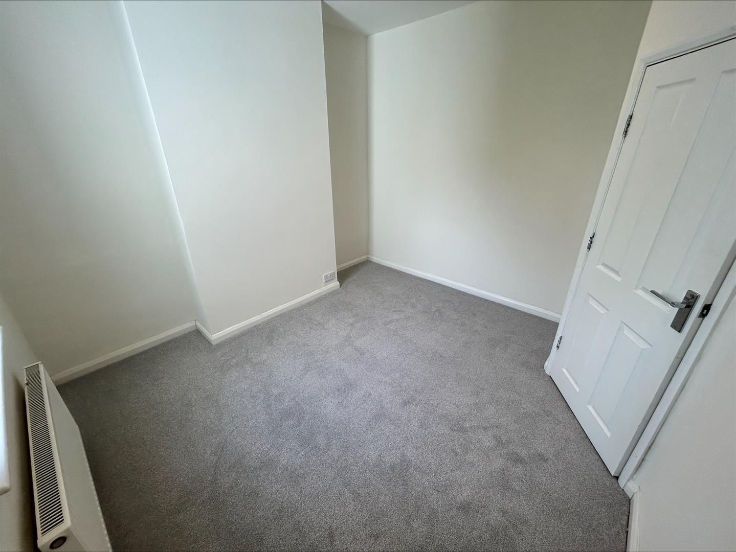 Property Image 80ac0e3f-8bdf-4896-adc2-022acca949e0