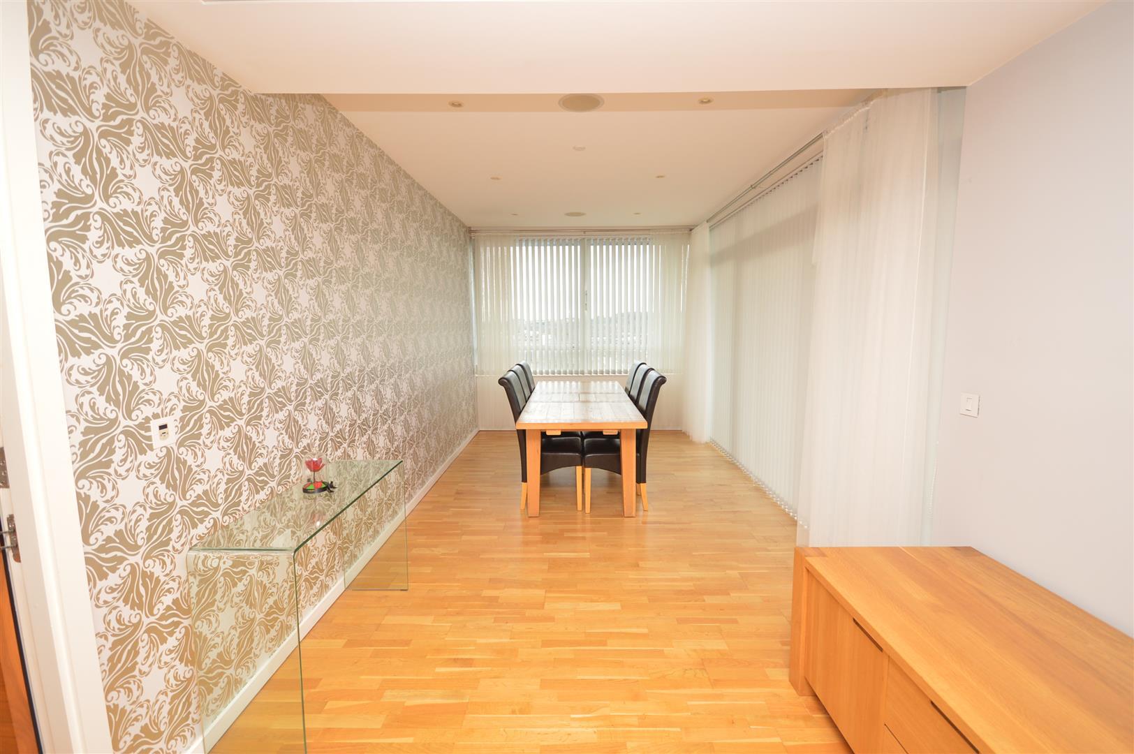 Property Image 80b04127-934d-4243-bc95-40a000b8141f