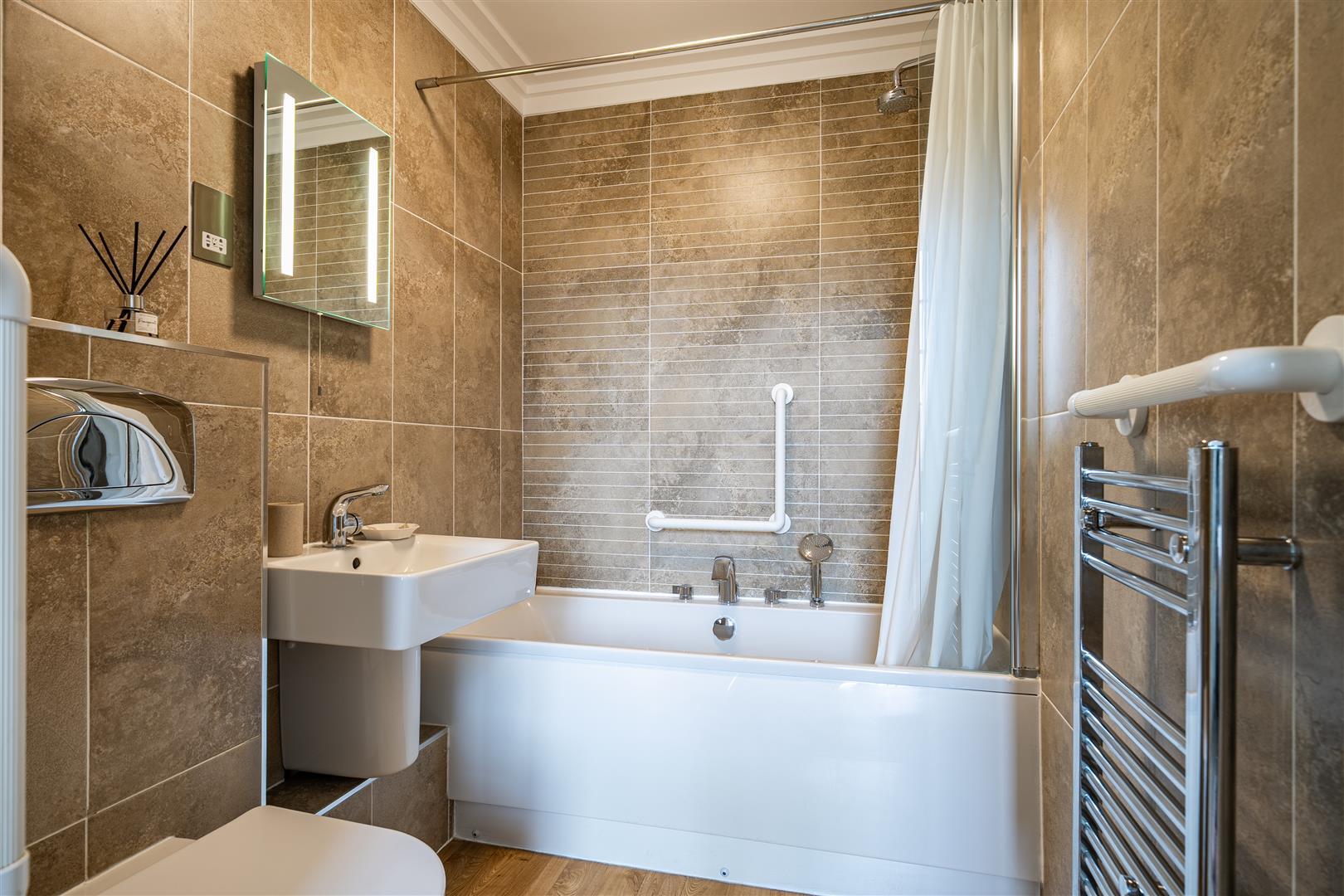 Property Image 80bd0e06-6ad5-4370-8870-6d4c4372258e