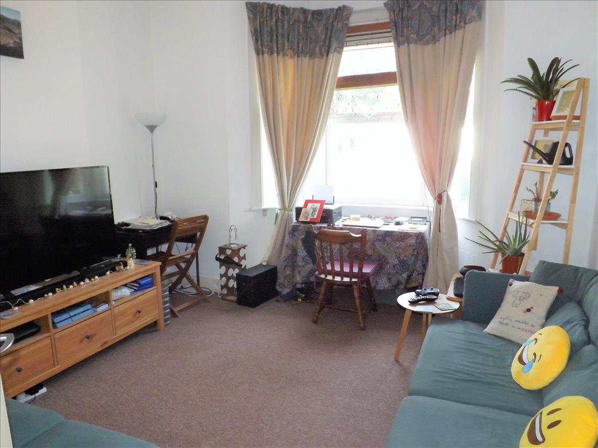 Ground Floor Flat - Lounge