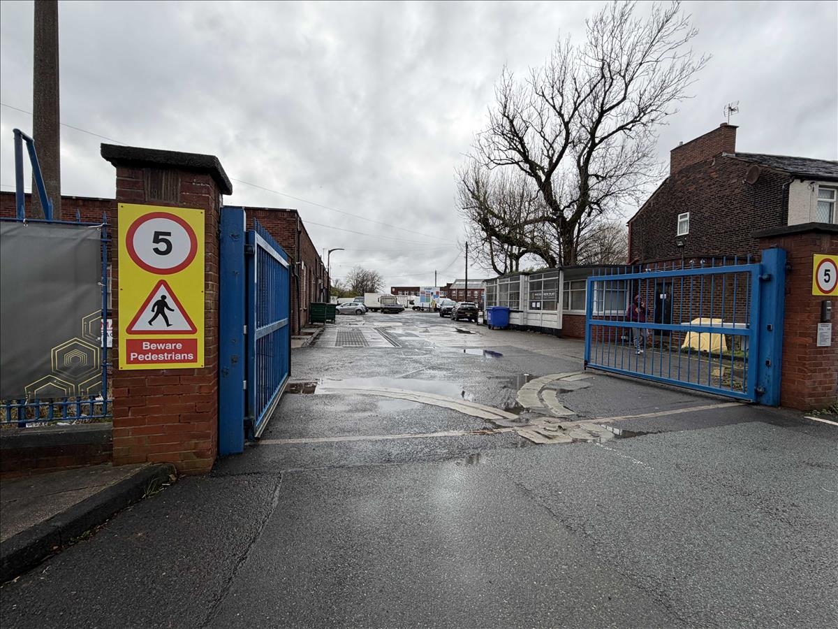 Property Image 80c6290c-4a05-4017-83ff-2fbce1a611df