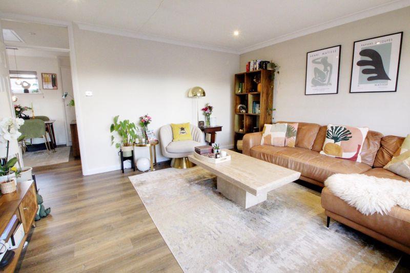 Property Image 80cc93dd-decf-493d-a3fb-5d250879a2a7
