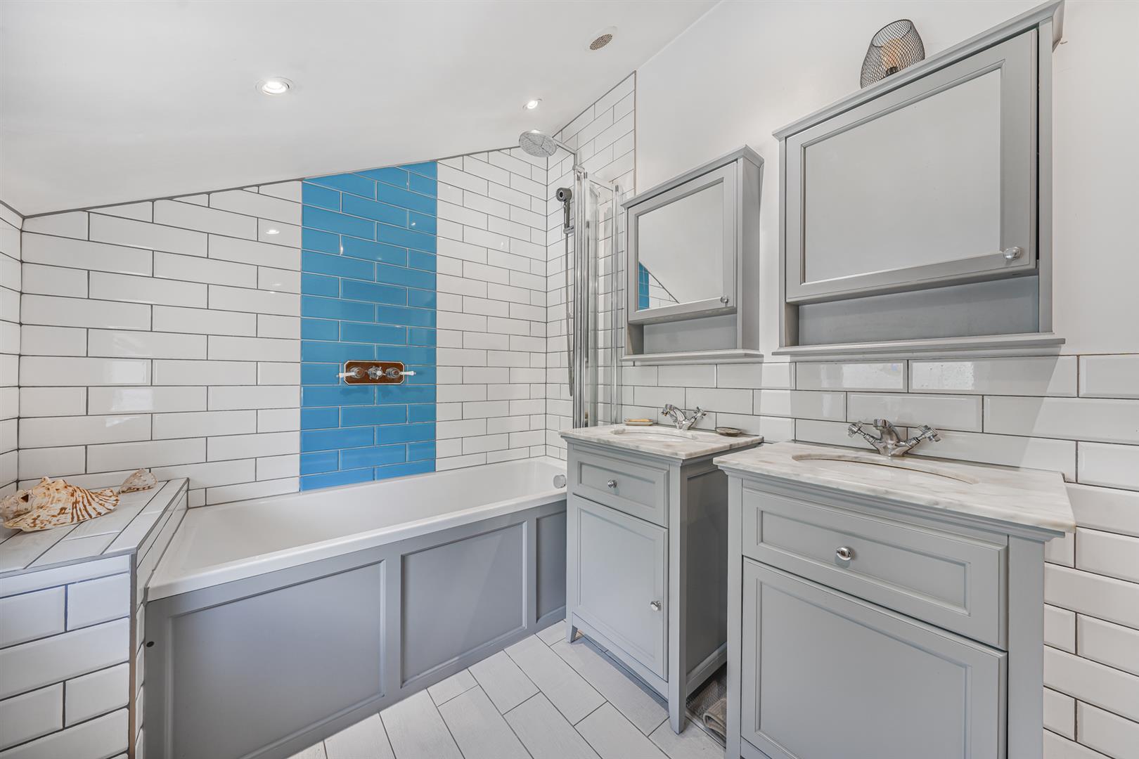 Property Image 80dfa87f-a2bf-438b-b6fe-a3dcbdad5d20