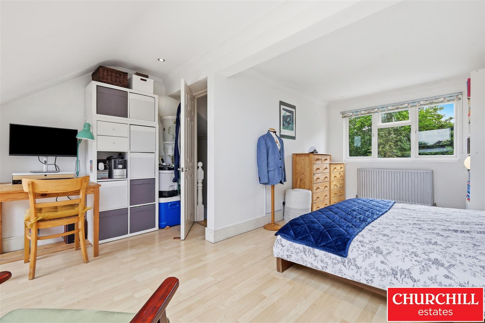 Property Image 80e7ab1b-3ea4-49d7-b686-52408426a312