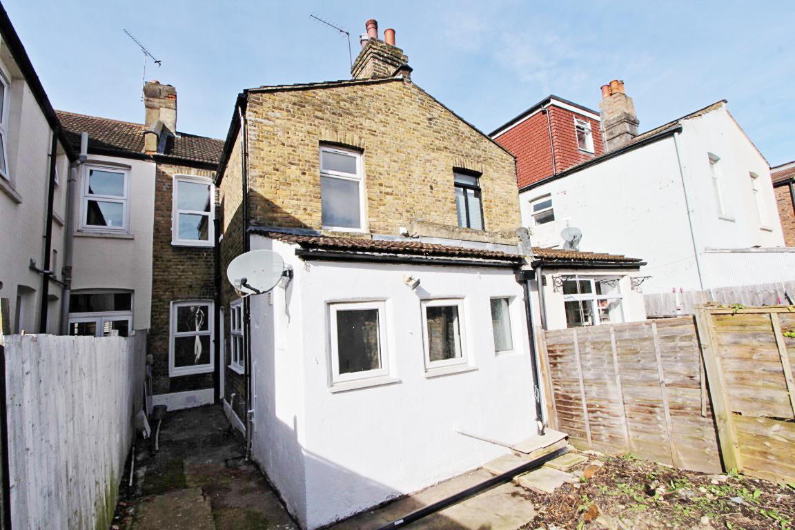 Property Image 80ee7e7e-cbd3-463d-9270-64c2f698c7d9