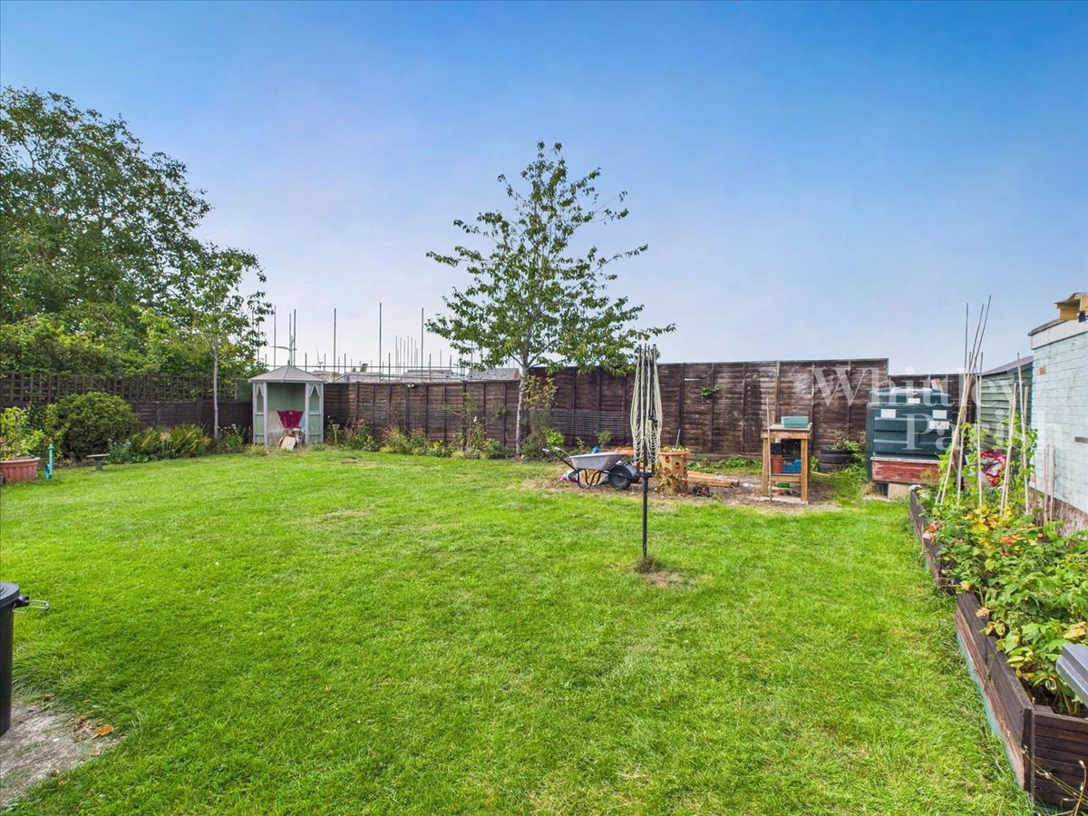 Property Image 80ef48da-666c-4e60-8dcf-604272692157