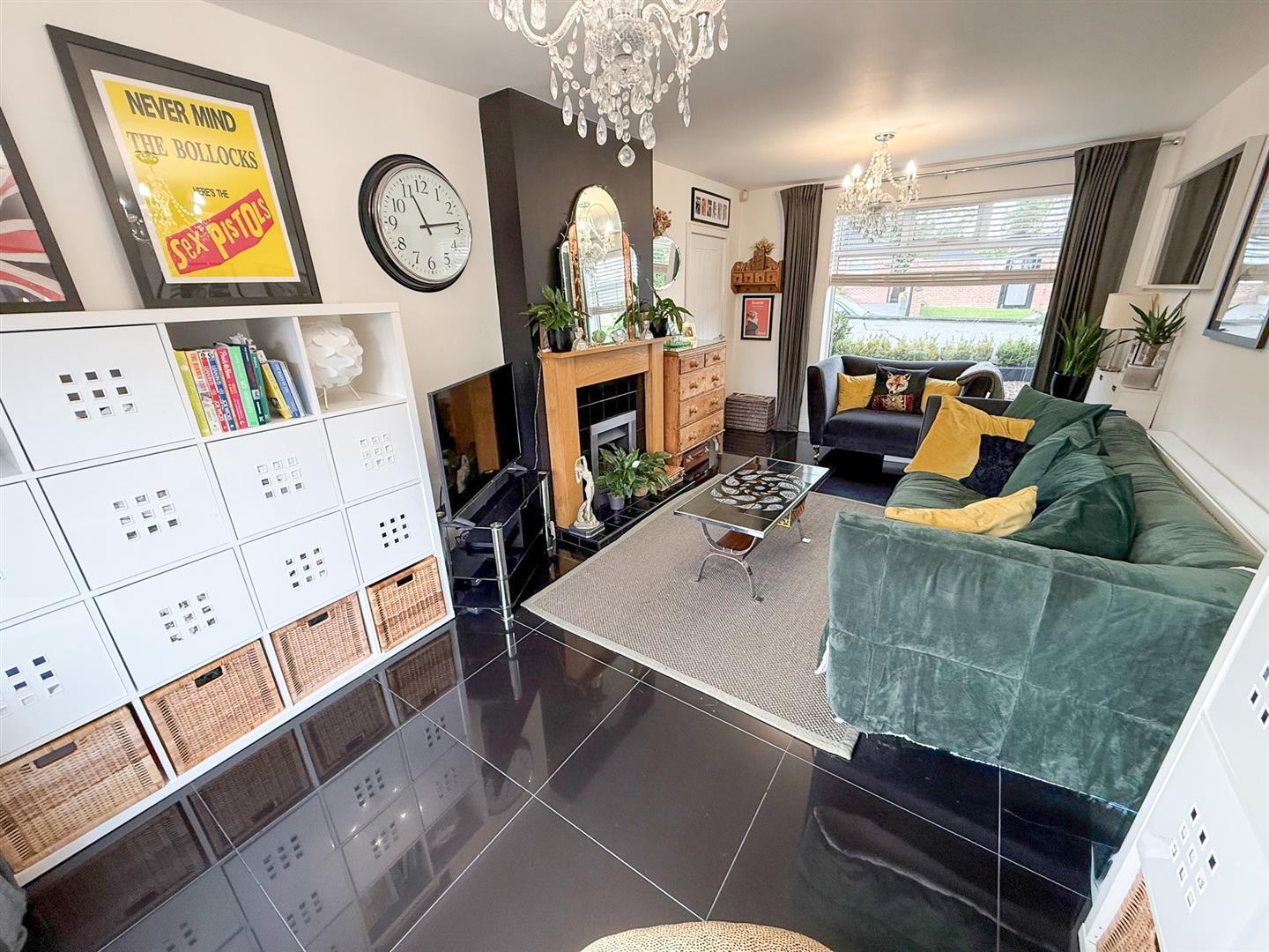 Property Image 80f81343-6b82-45c9-81ec-5d667fafd53c