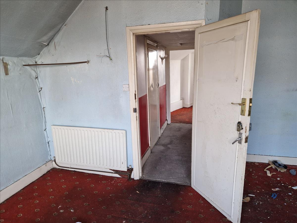 Property Image 81060726-a506-4947-b443-57a7de732392