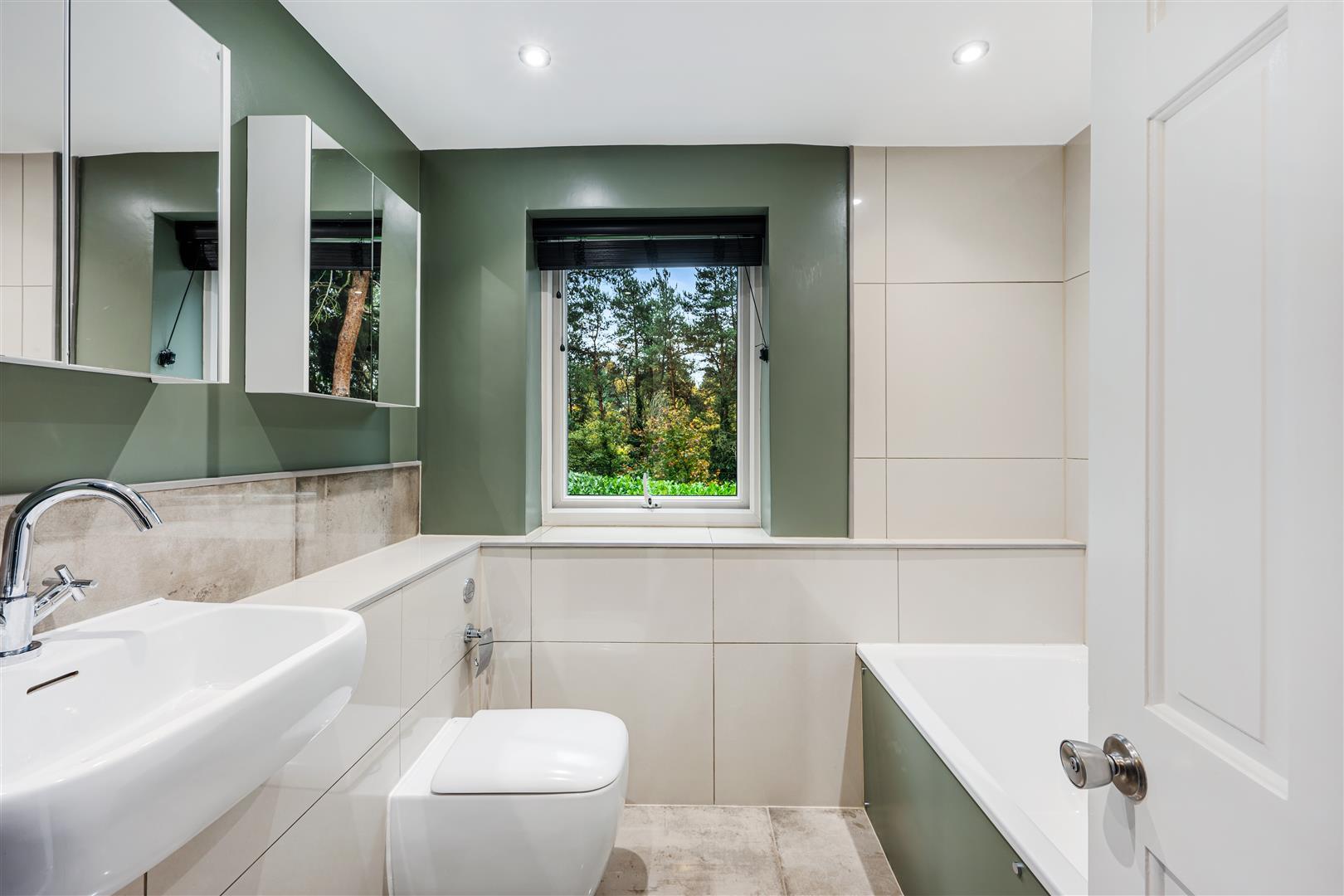 Property Image 8107595c-902b-40e2-8eb5-020137cbaea7
