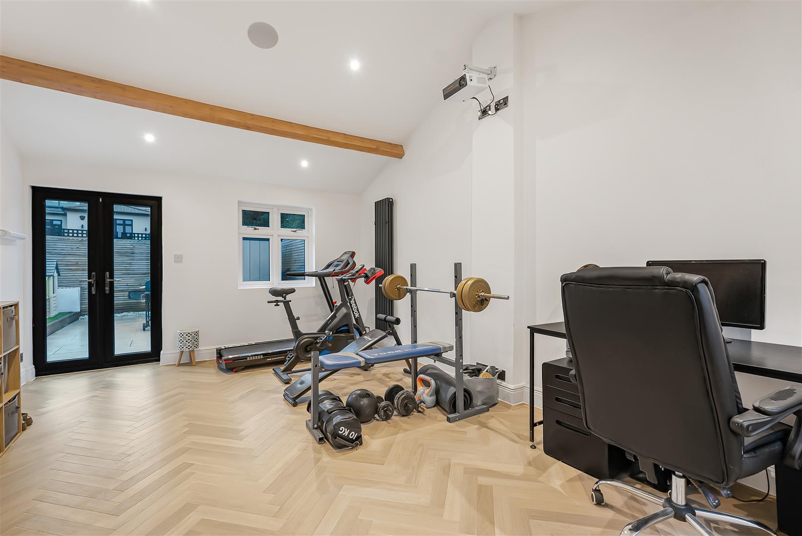 Property Image 8114e046-8f9e-48bf-b671-b15b499e54d3