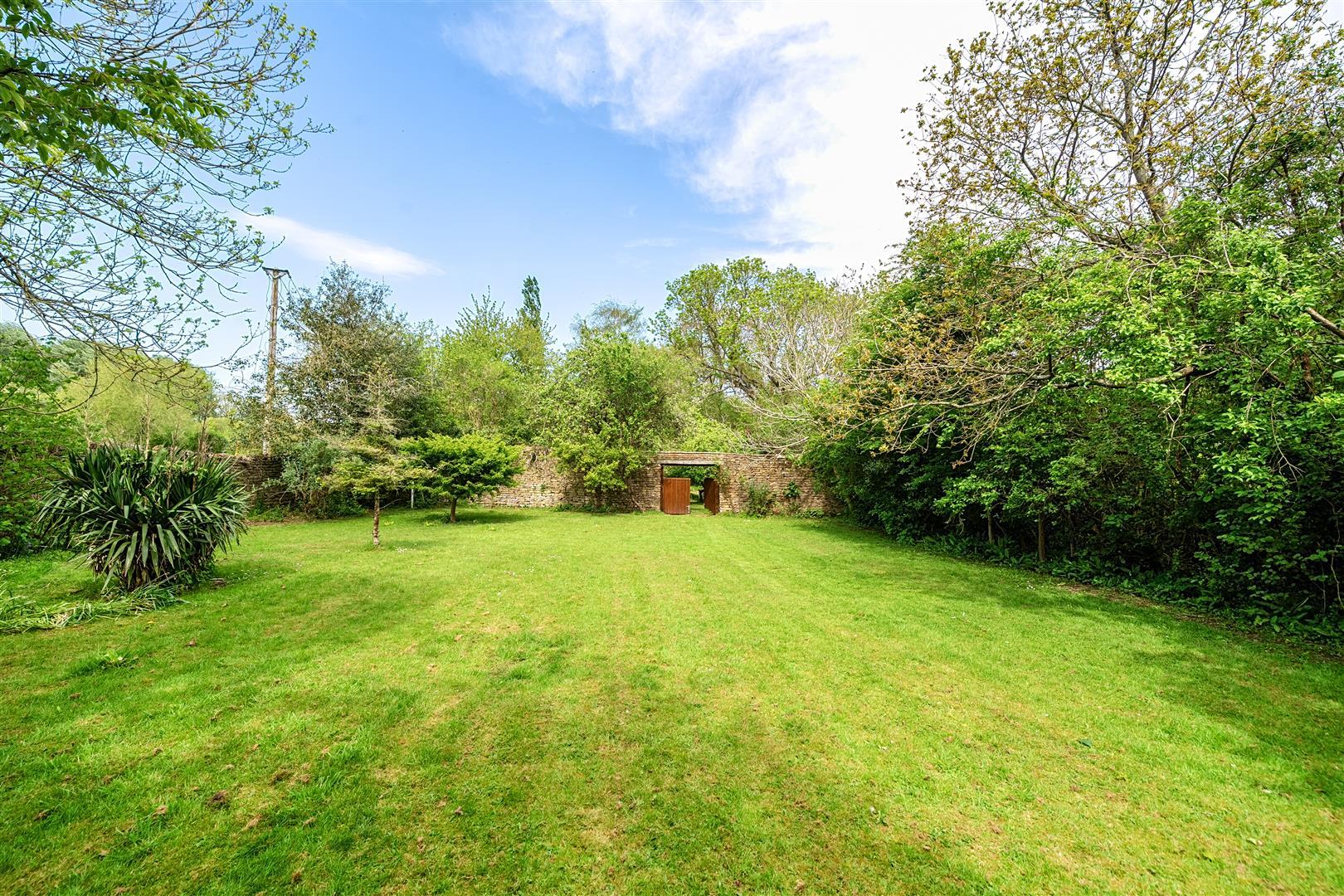 Property Image 81220d2d-e39b-4f3c-bc96-c8514d0e45e7