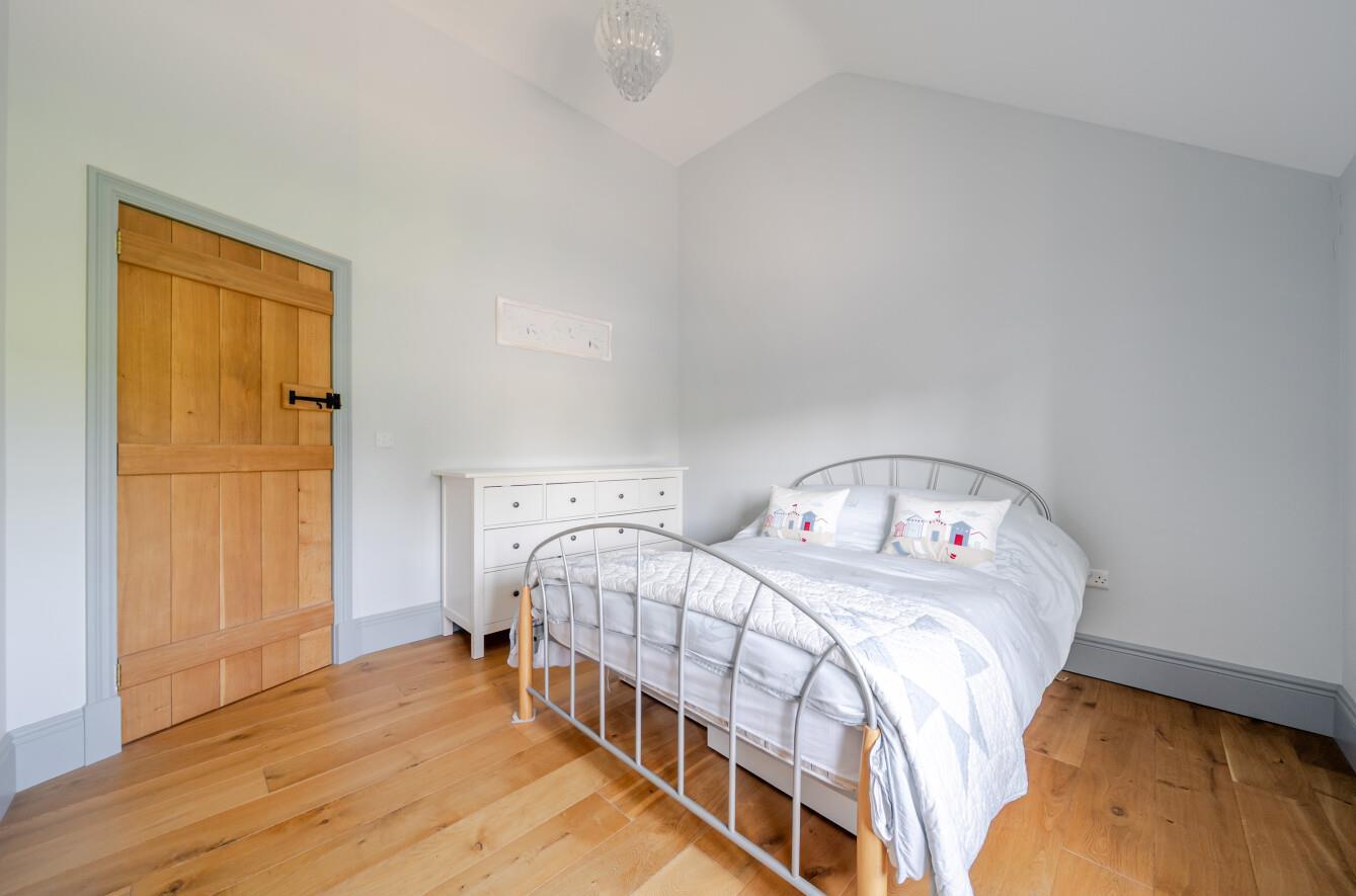 Property Image 8129fe4e-cda6-40a5-93cd-0a376933468e