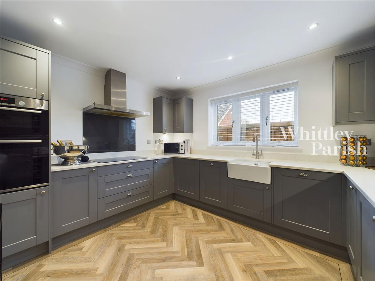 Property Image 812af6ac-0103-4e15-9e4d-a795c310cf2c