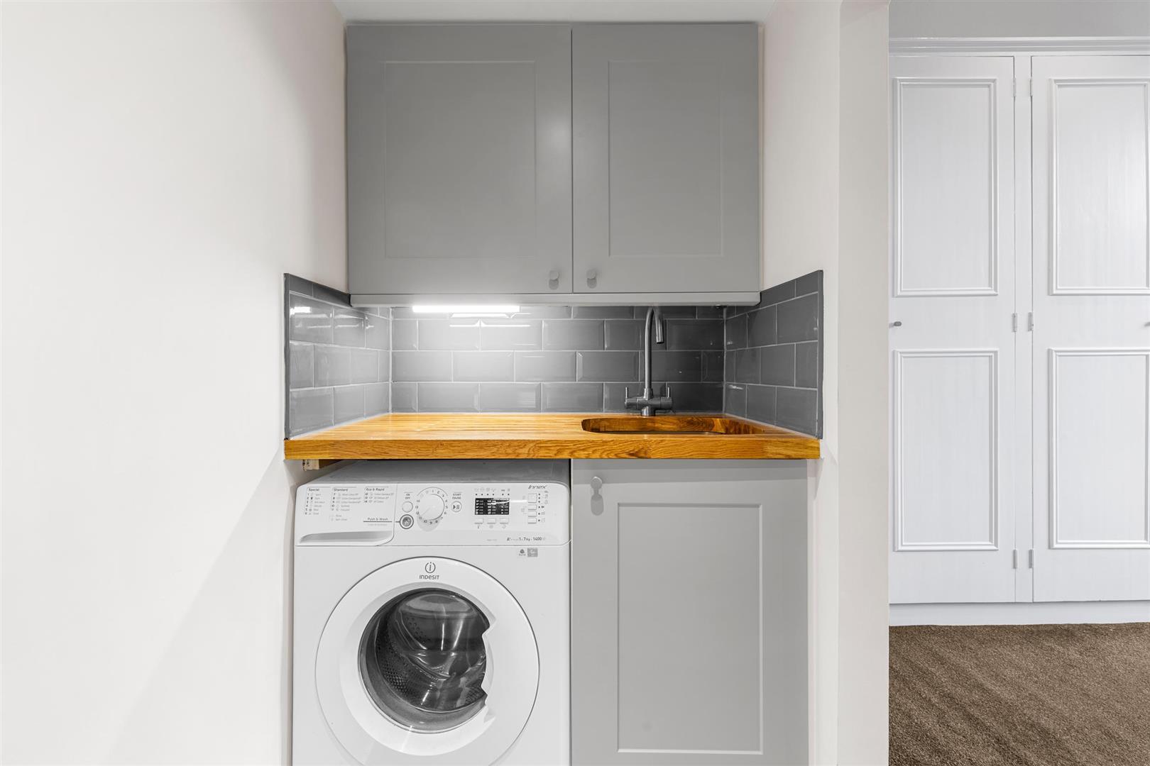 Property Image 8136769e-f603-4fc9-8c55-fd700b286a67