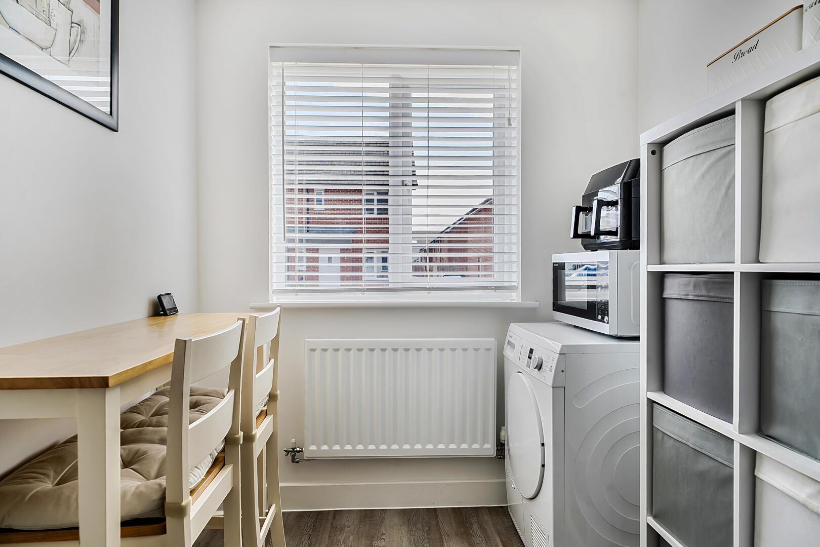 Property Image 8144a8df-3d33-4383-8452-620cf09b4395