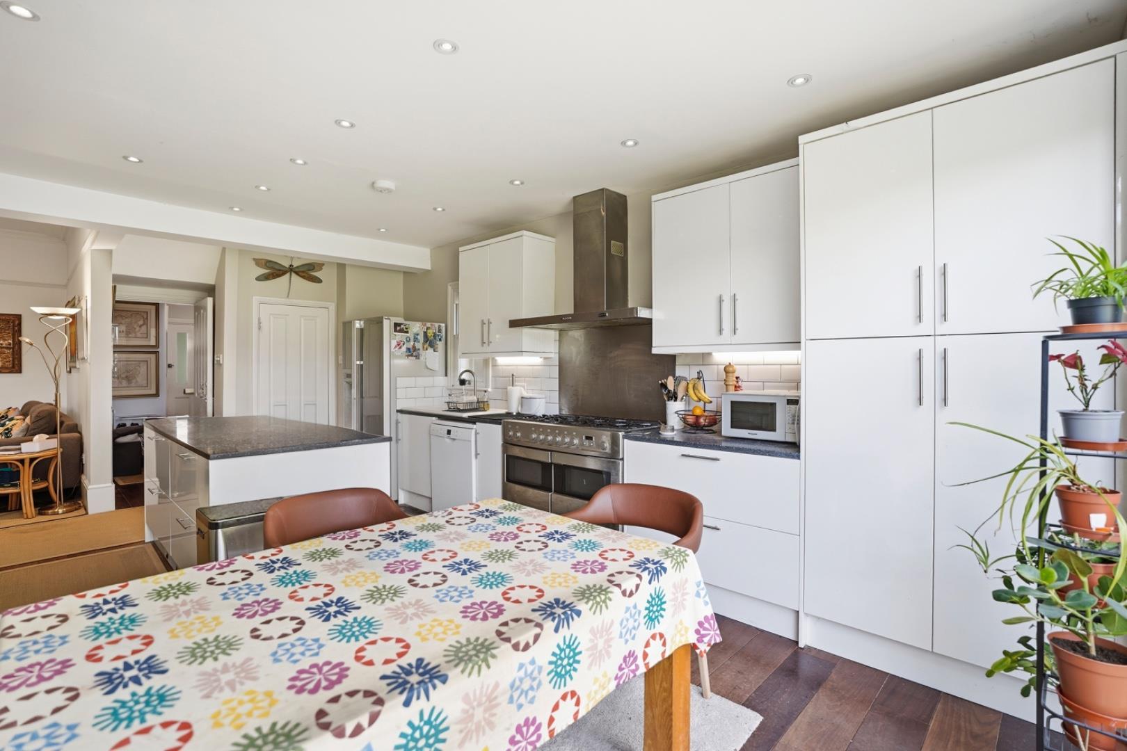 Property Image 81570bb9-1848-41ee-839e-349de282f6ac