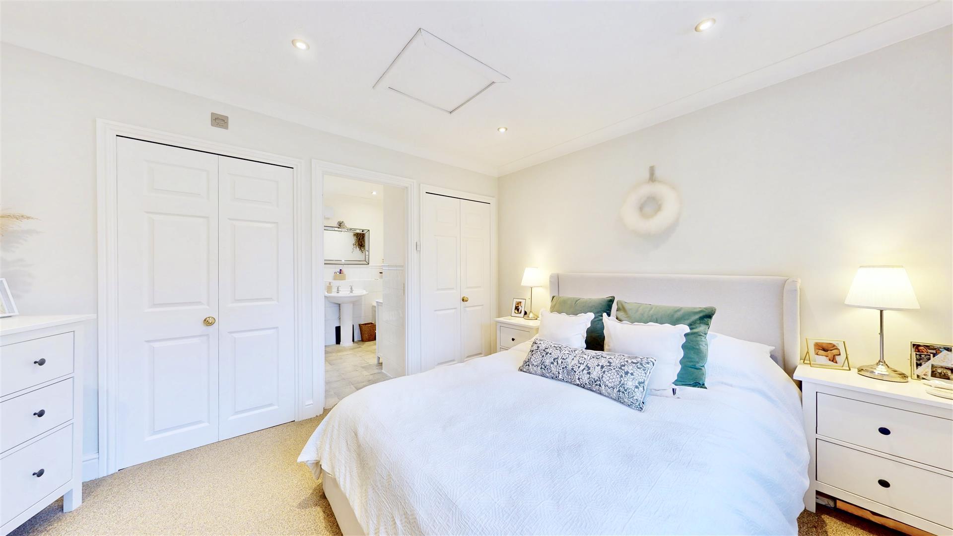 Property Image 815b48f8-b53b-4a40-9ed9-6d762d1942df