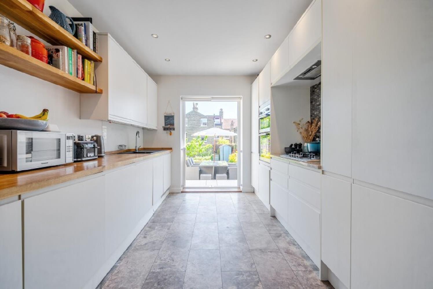Property Image 815fa340-c3cf-457d-b0a9-a510d1d6a36e