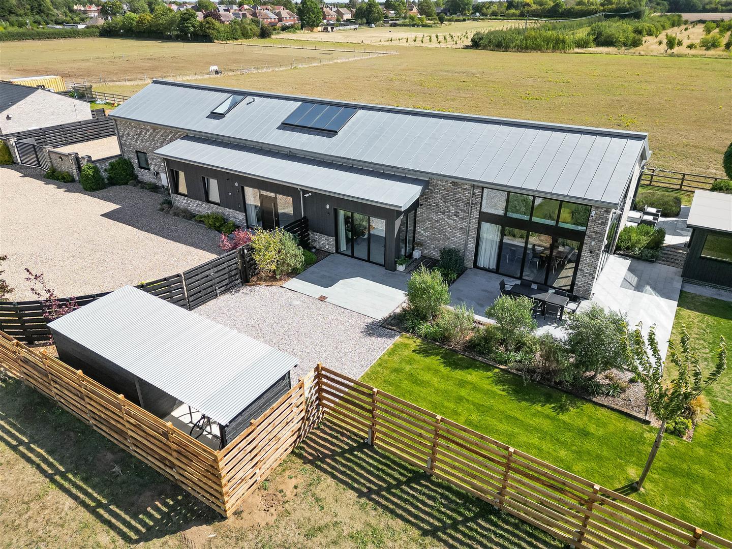 Property Image 81671add-32fb-40b2-bb64-3030eda39a4a