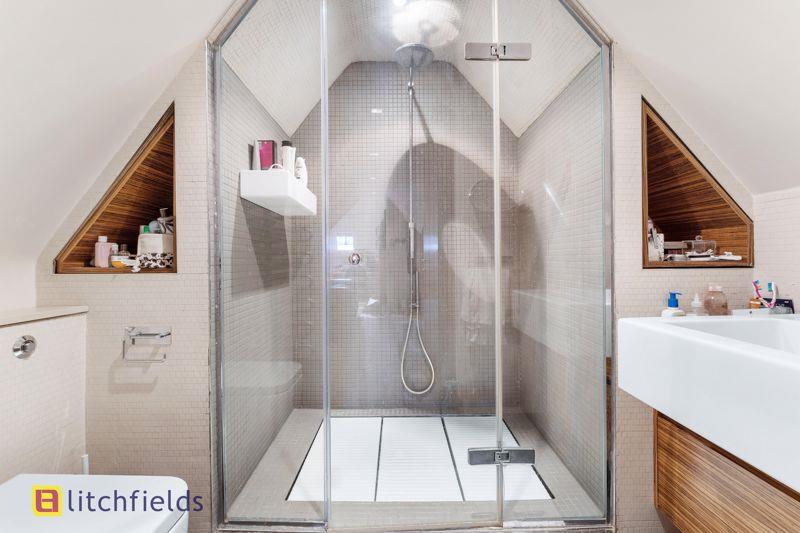 Property Image 8169c350-c0c1-45da-949a-9bfc637651ac