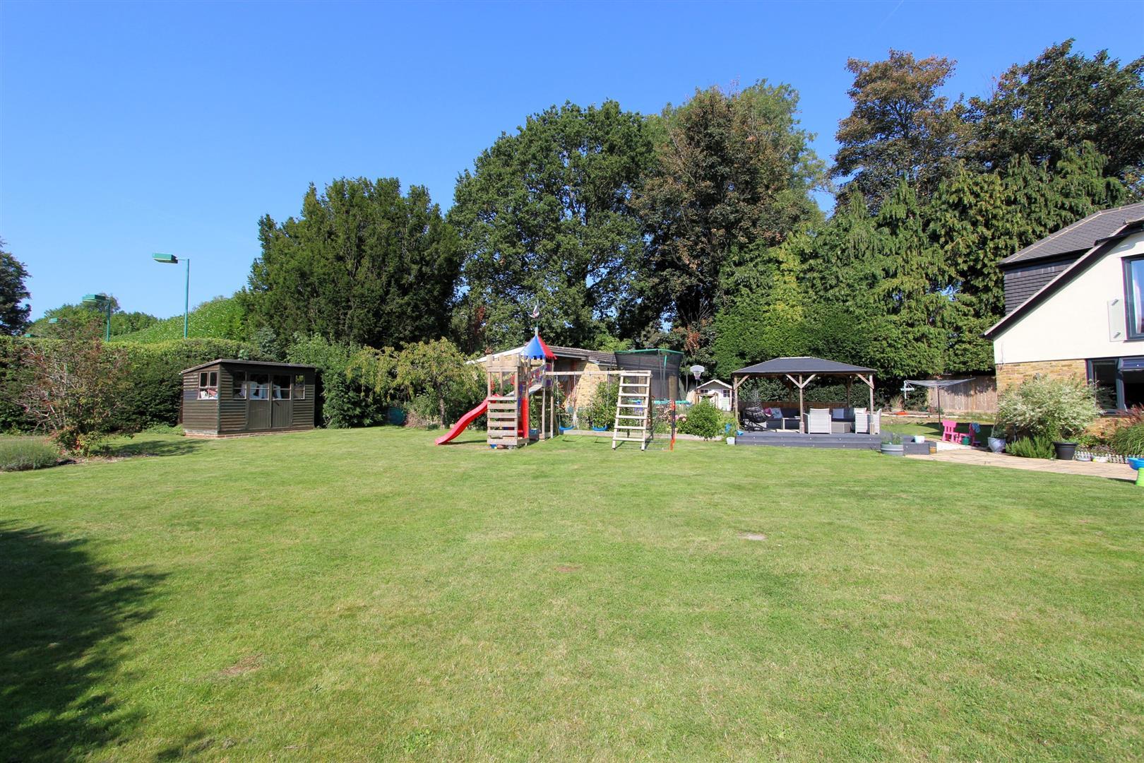Property Image 8173bbbb-7f42-4591-855b-f0c3a2c97630