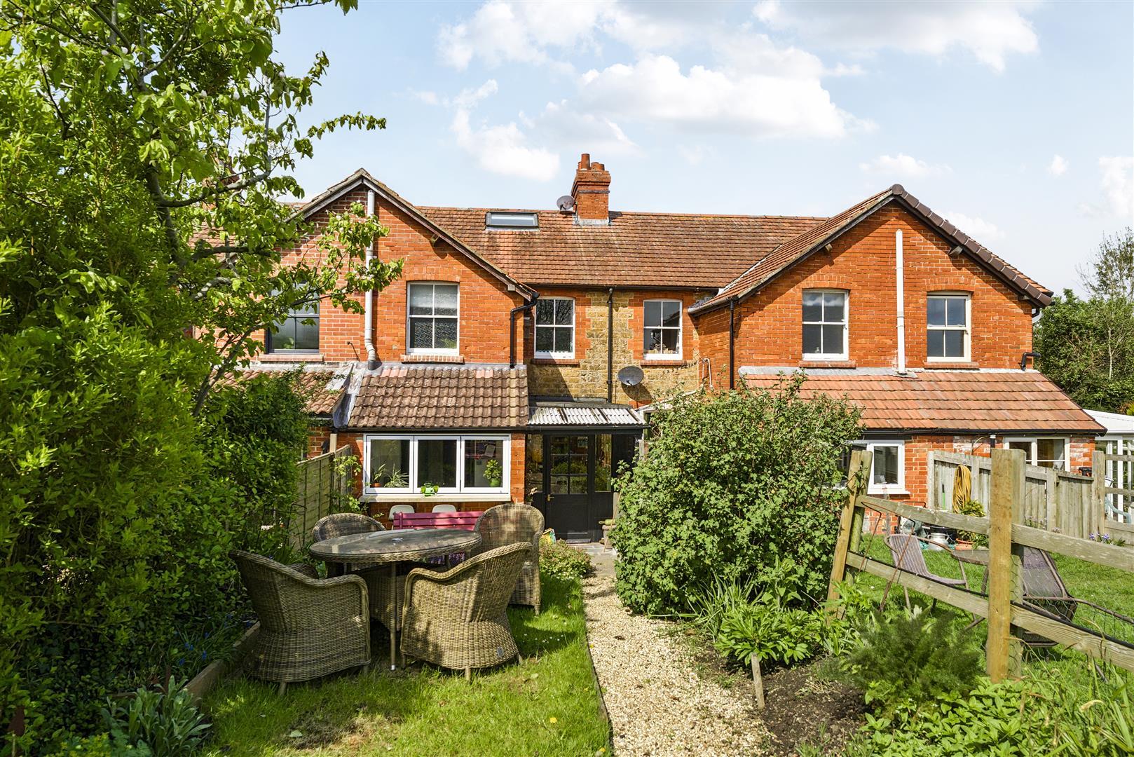 Property Image 817c38c3-99b5-43a7-943c-27574ac9f439