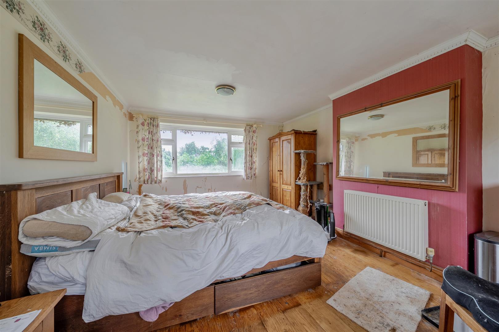 Property Image 817f92f2-f87e-45f9-8cc3-a33918225777
