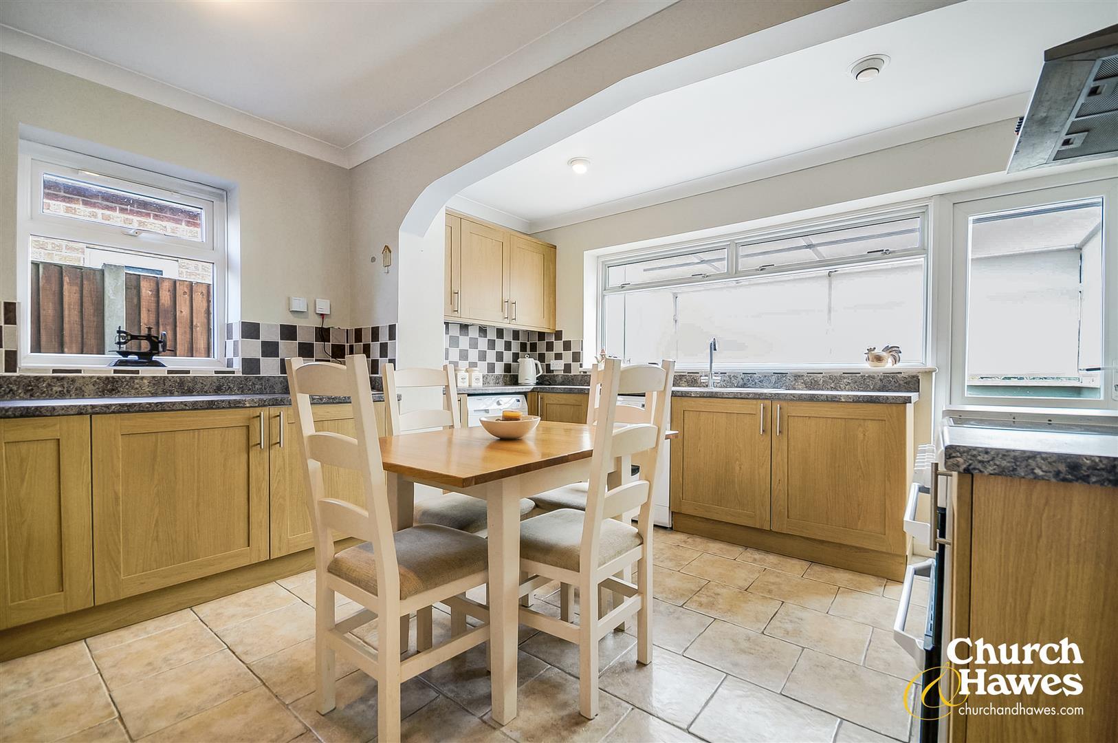 Property Image 81830903-345e-4182-a65e-9e9154db86ce