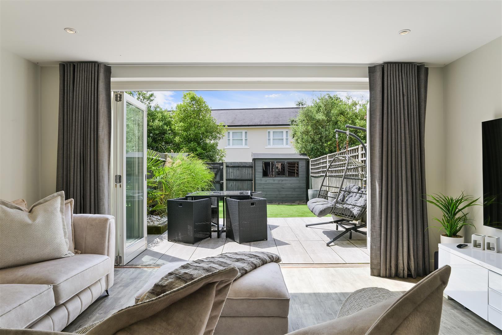 Property Image 8183f04a-9d2e-4389-a45c-40cd399a5560