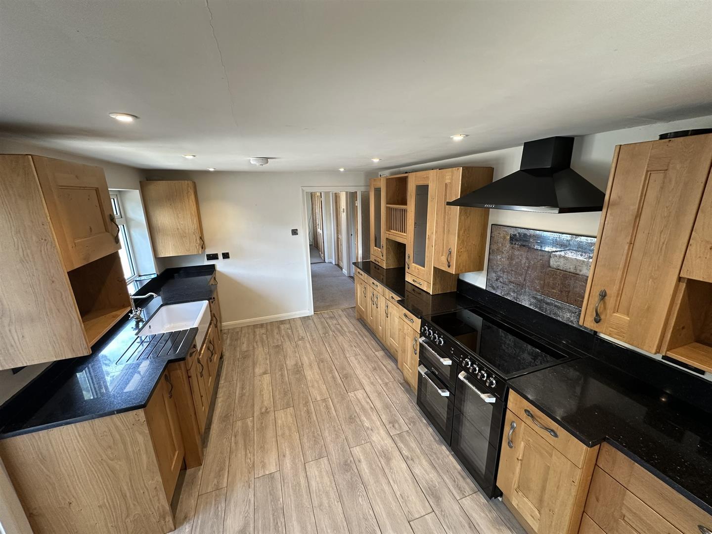 Property Image 8187bc1b-ee17-45e9-a1ac-b5fba66d4c77