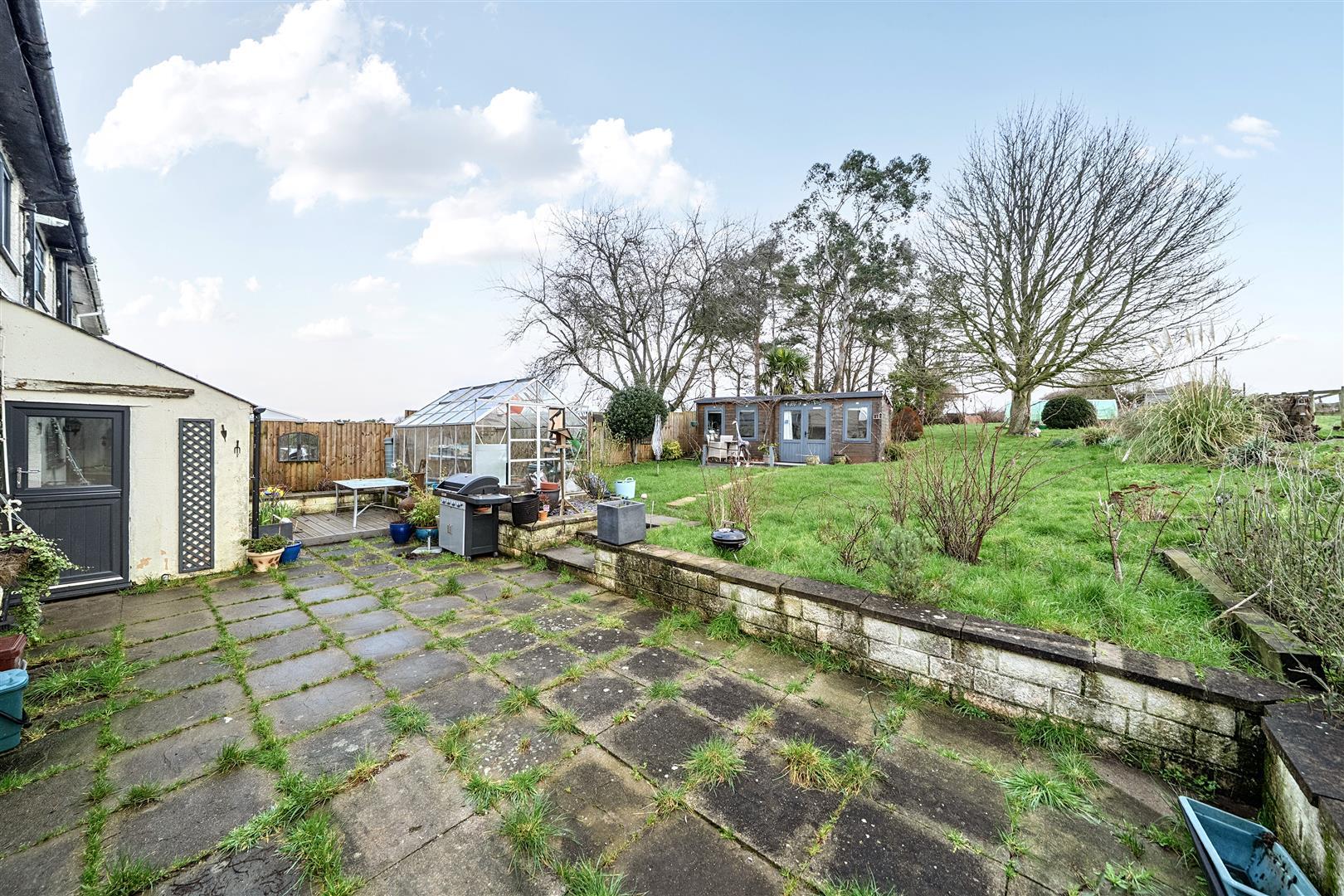 Property Image 819b1685-8a58-414e-b495-35acf875a074