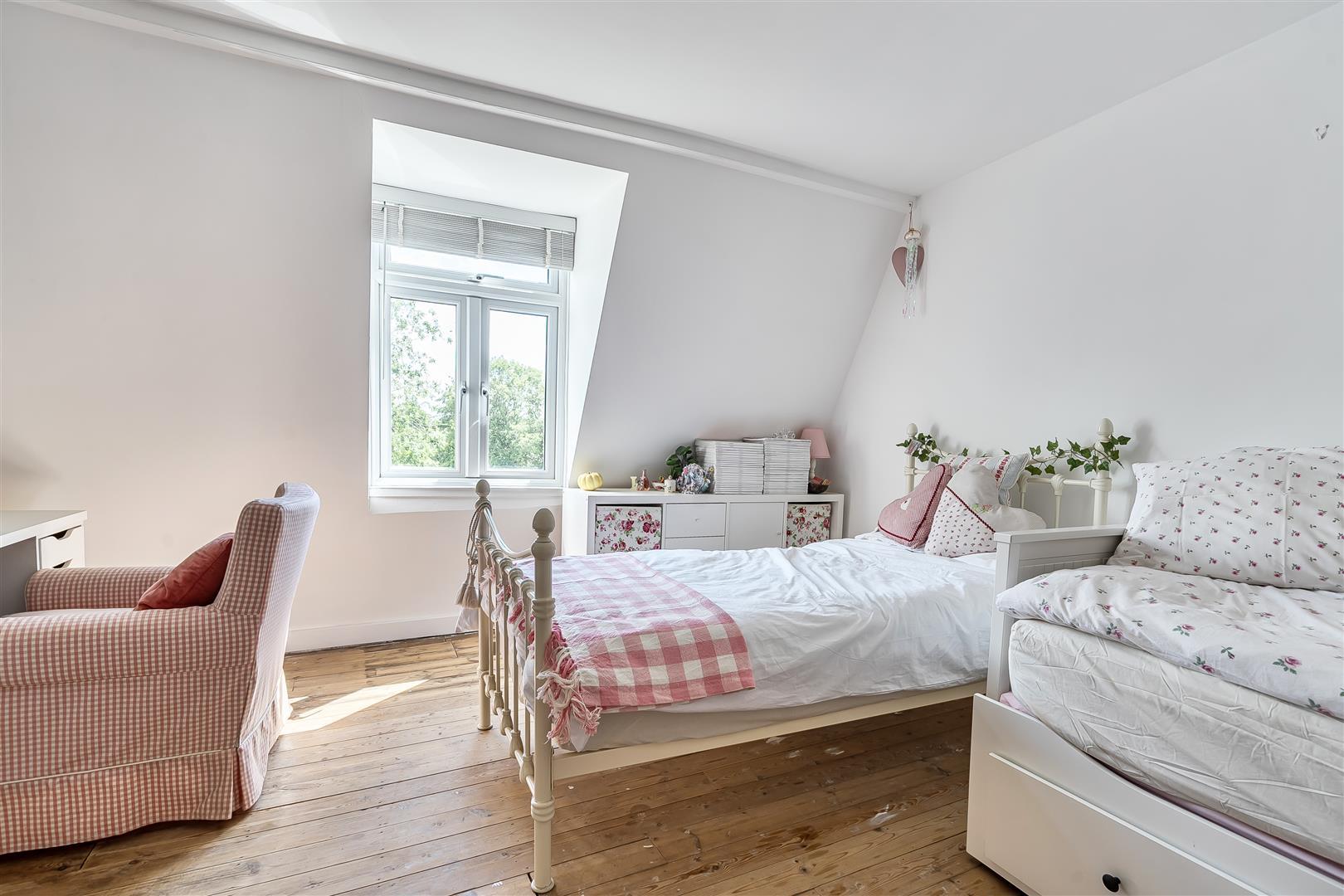 Property Image 819ccf9f-9749-405b-be69-1155ae20a0da