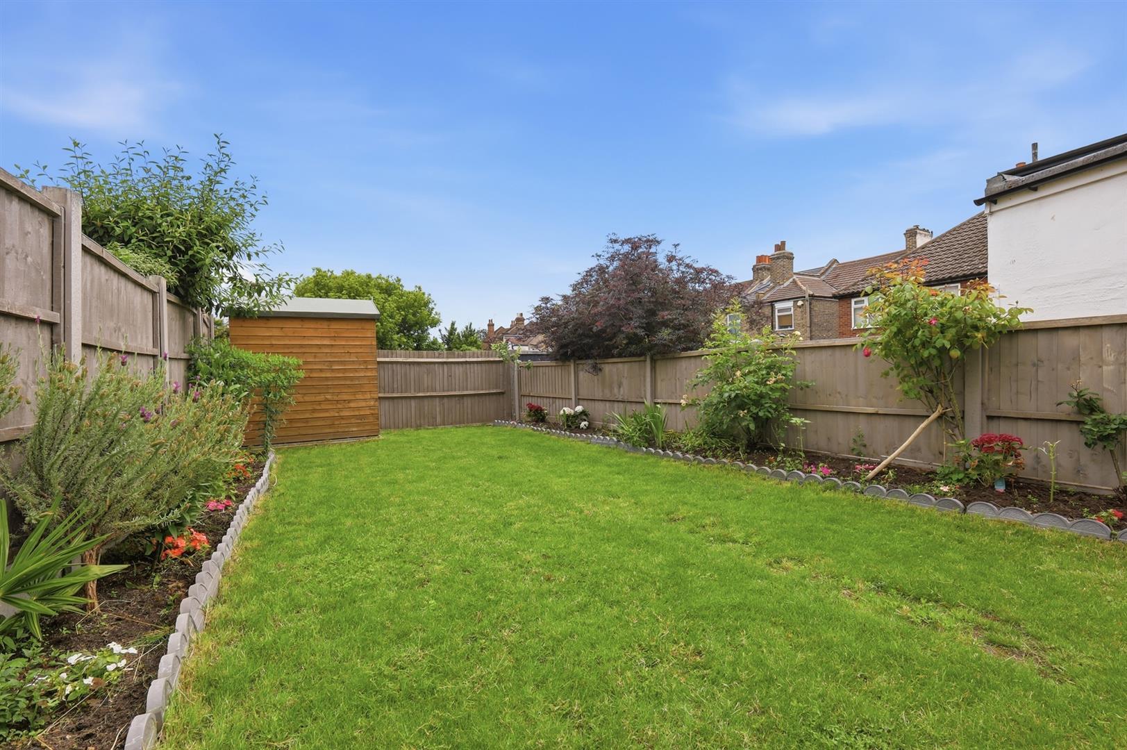 Property Image 819db111-9041-416e-9c67-8f4debeddbe4